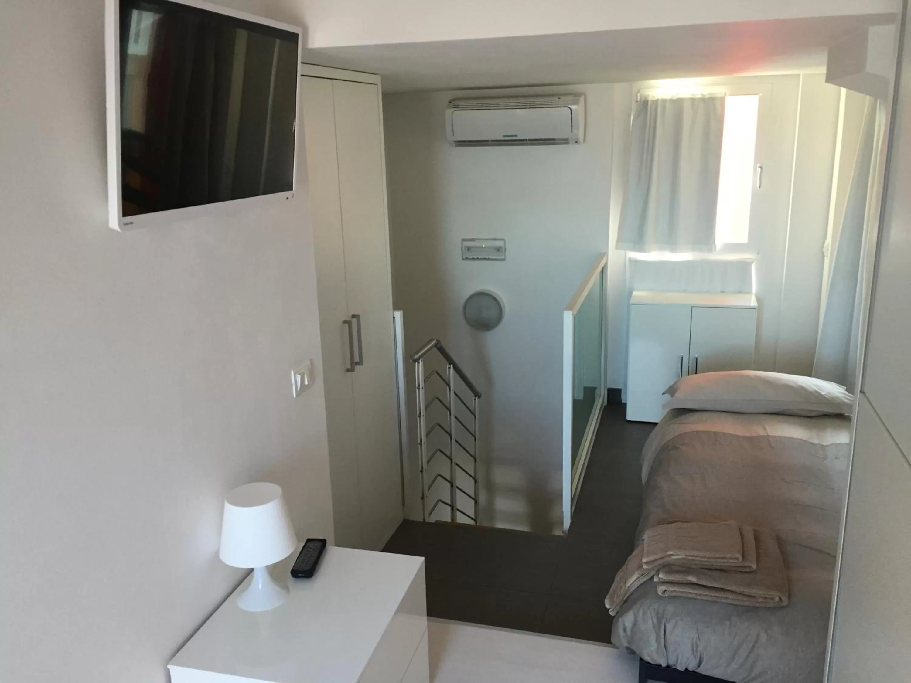 TV and multimedia, Bed in Residence La Nave