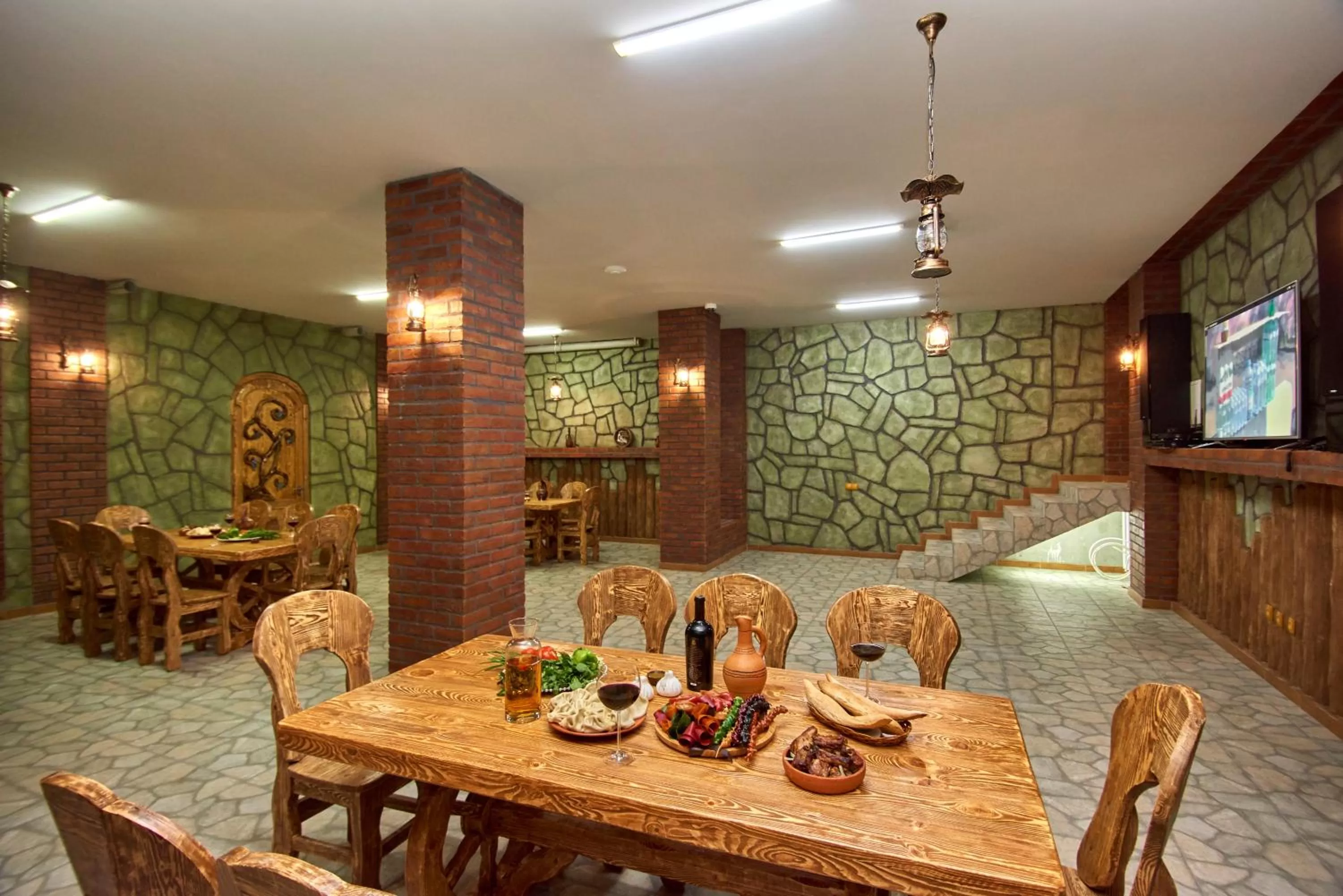 Food and drinks in S&L Boutique Hotel