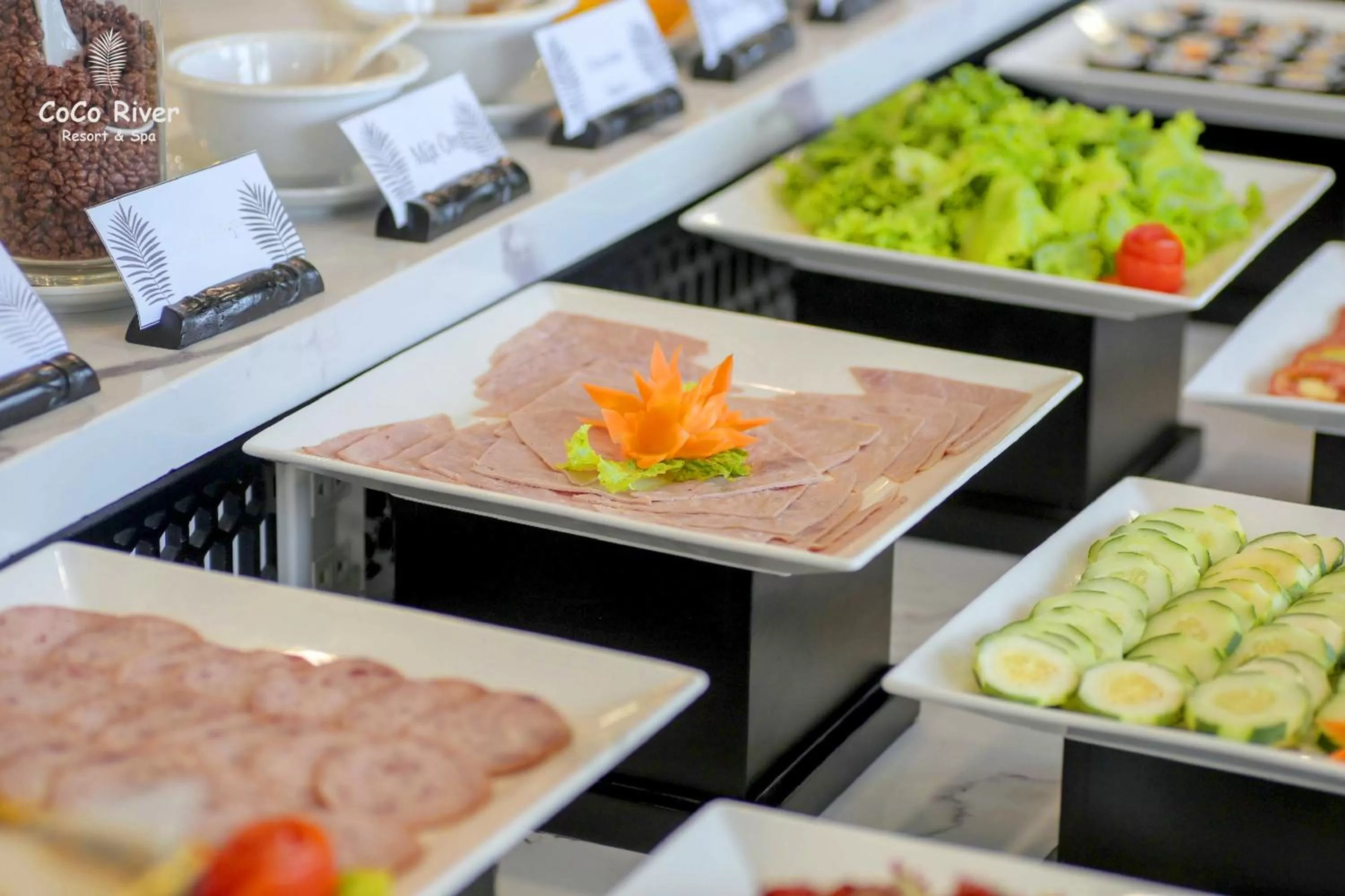 Food and drinks in Hoi An Coco River Resort & Spa