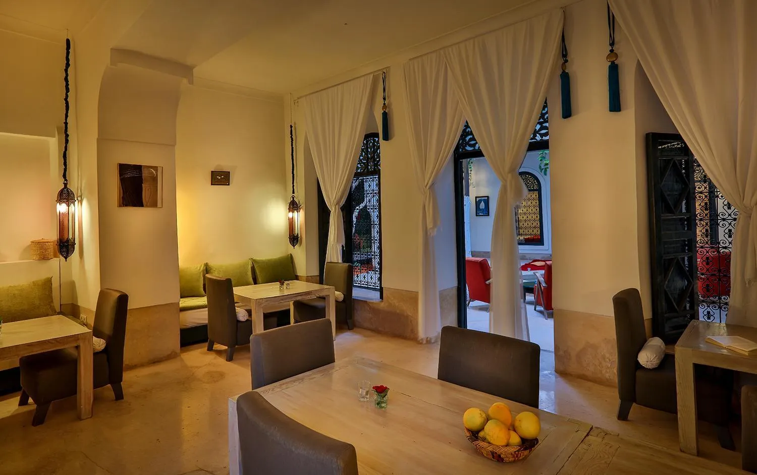 Communal lounge/ TV room in Hotel & Spa Dar Sara