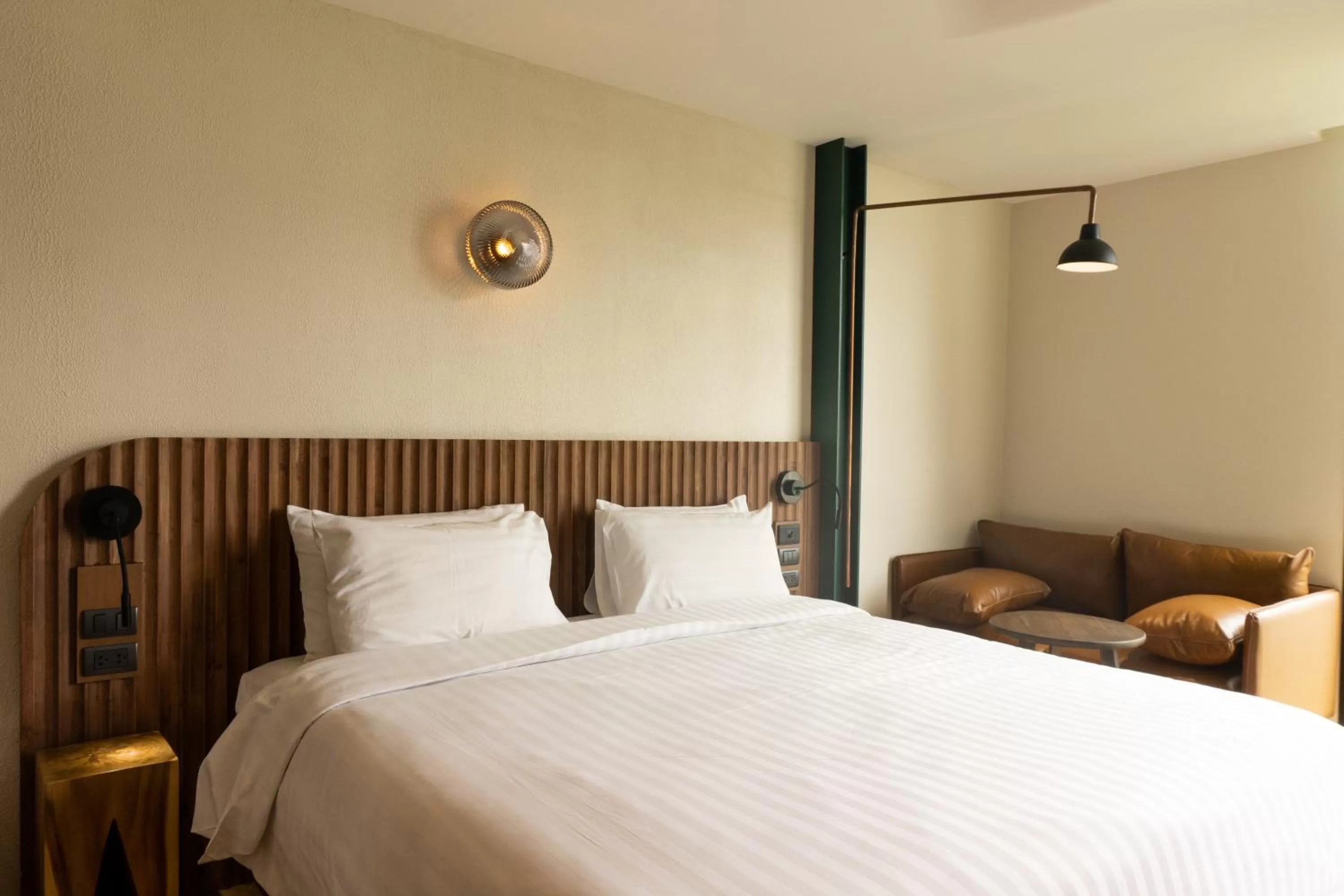 Photo of the whole room, Bed in karaarom hotel