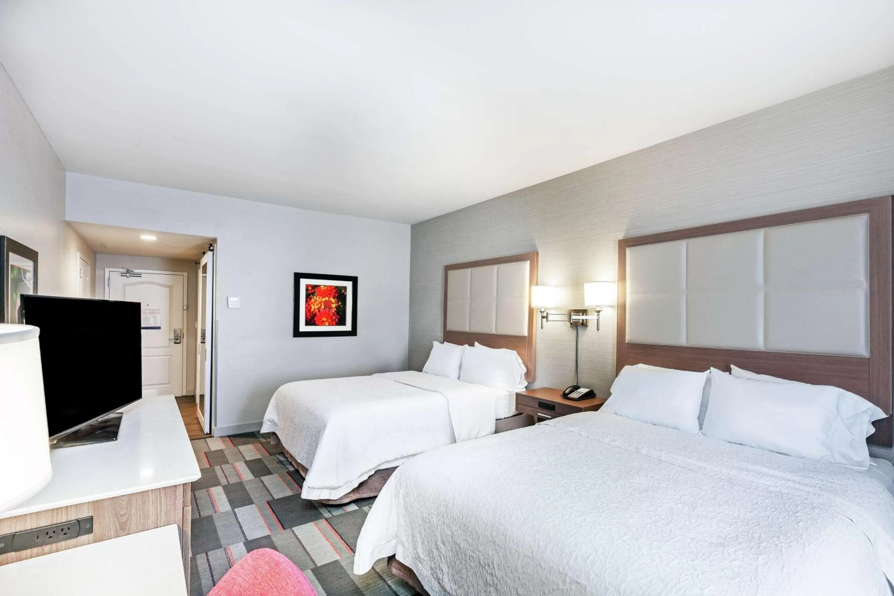 Bedroom, Bed in Hampton Inn North Little Rock McCain Mall, AR