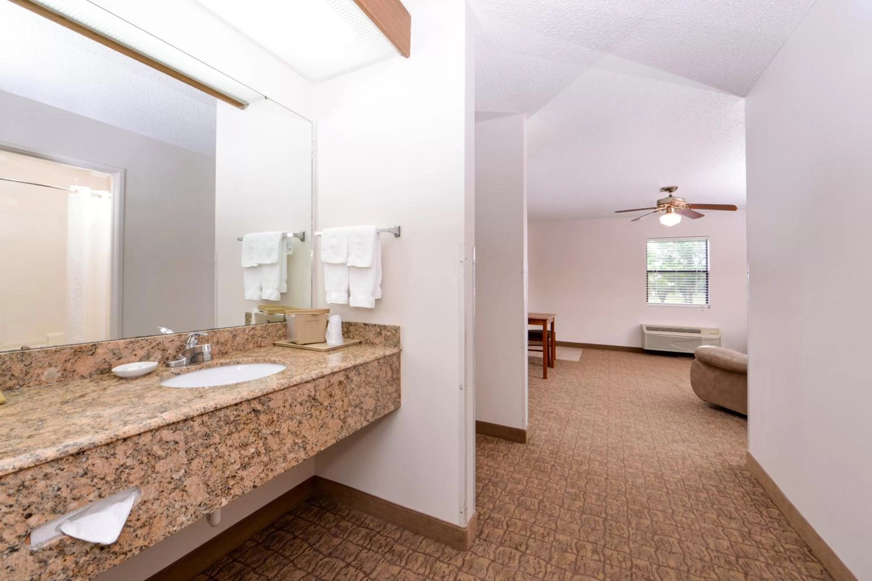 Bed in Briarwood Inn Of Geneva