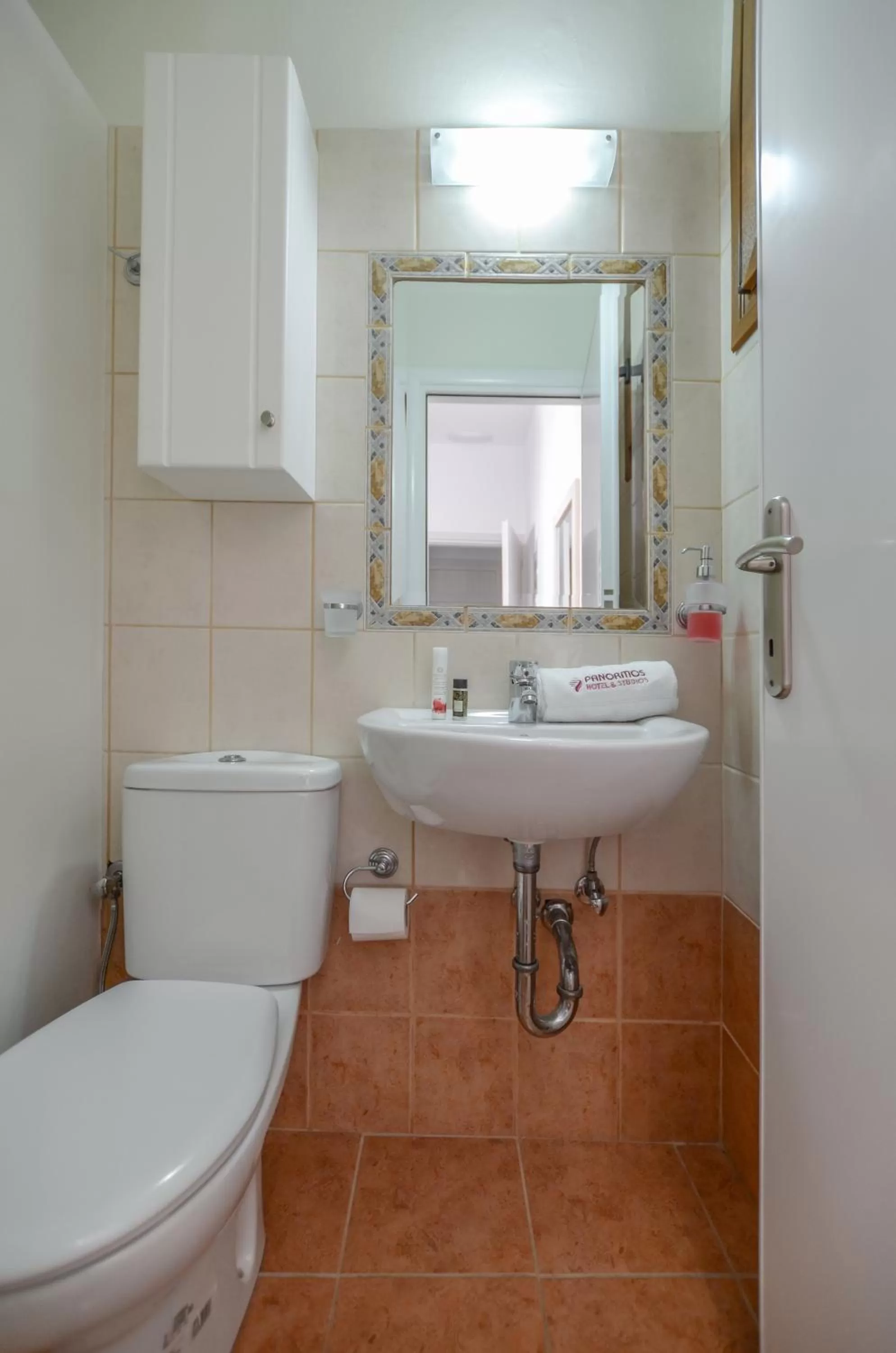 Bathroom in Panormos Hotel and Studios