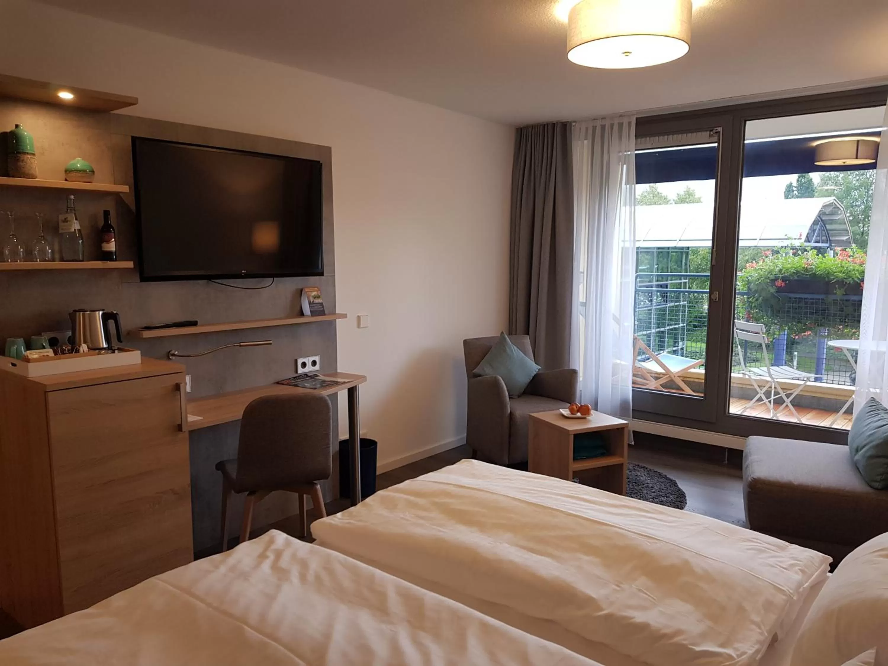 Photo of the whole room, Bed in Hotel Graf Eberhard