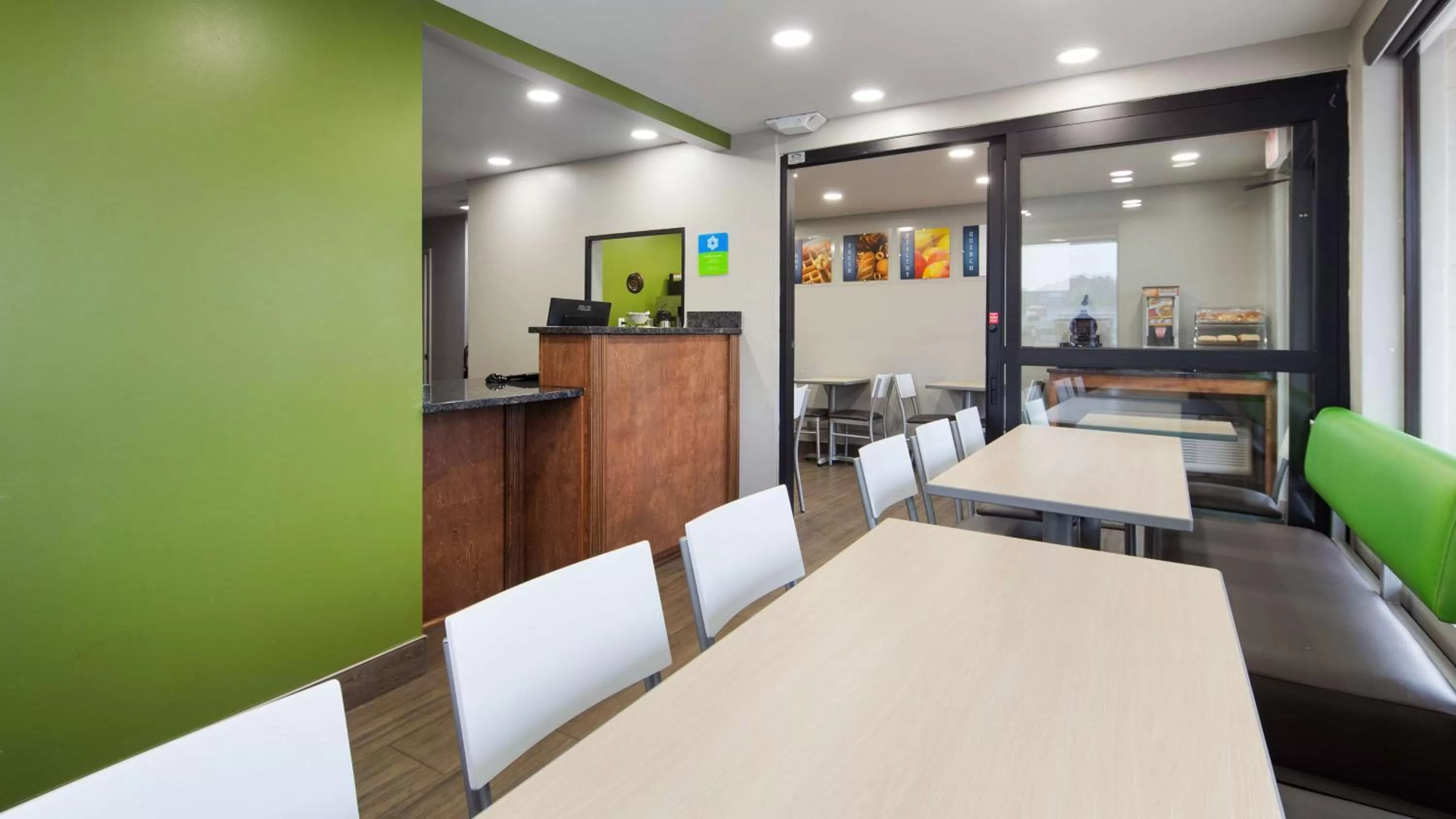 Lobby or reception in SureStay Hotel by Best Western Jasper