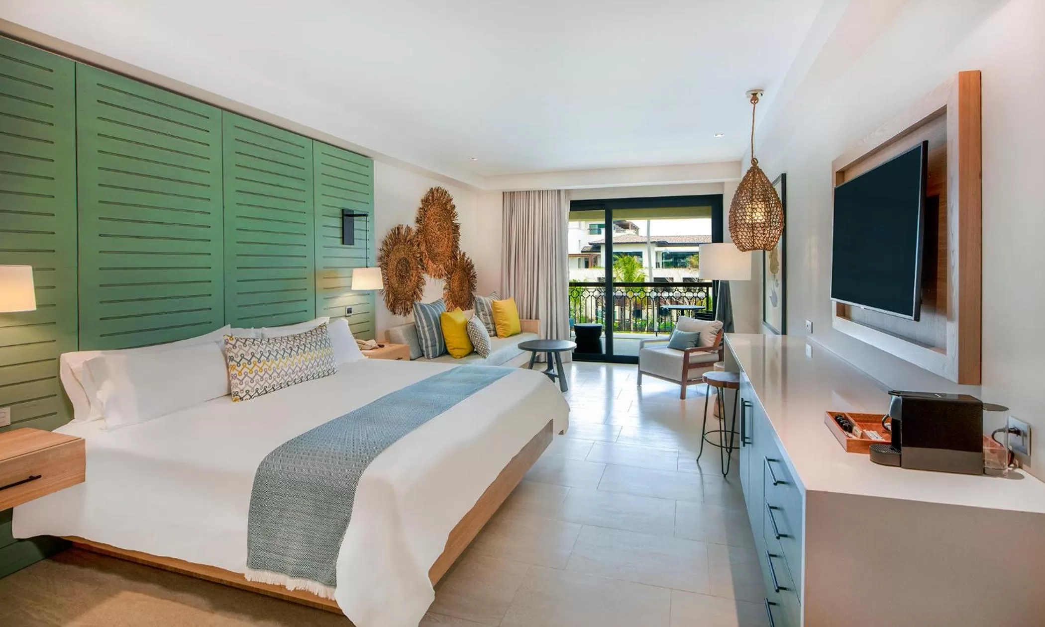 Bed in Unique Club at Lopesan Costa Bávaro Resort