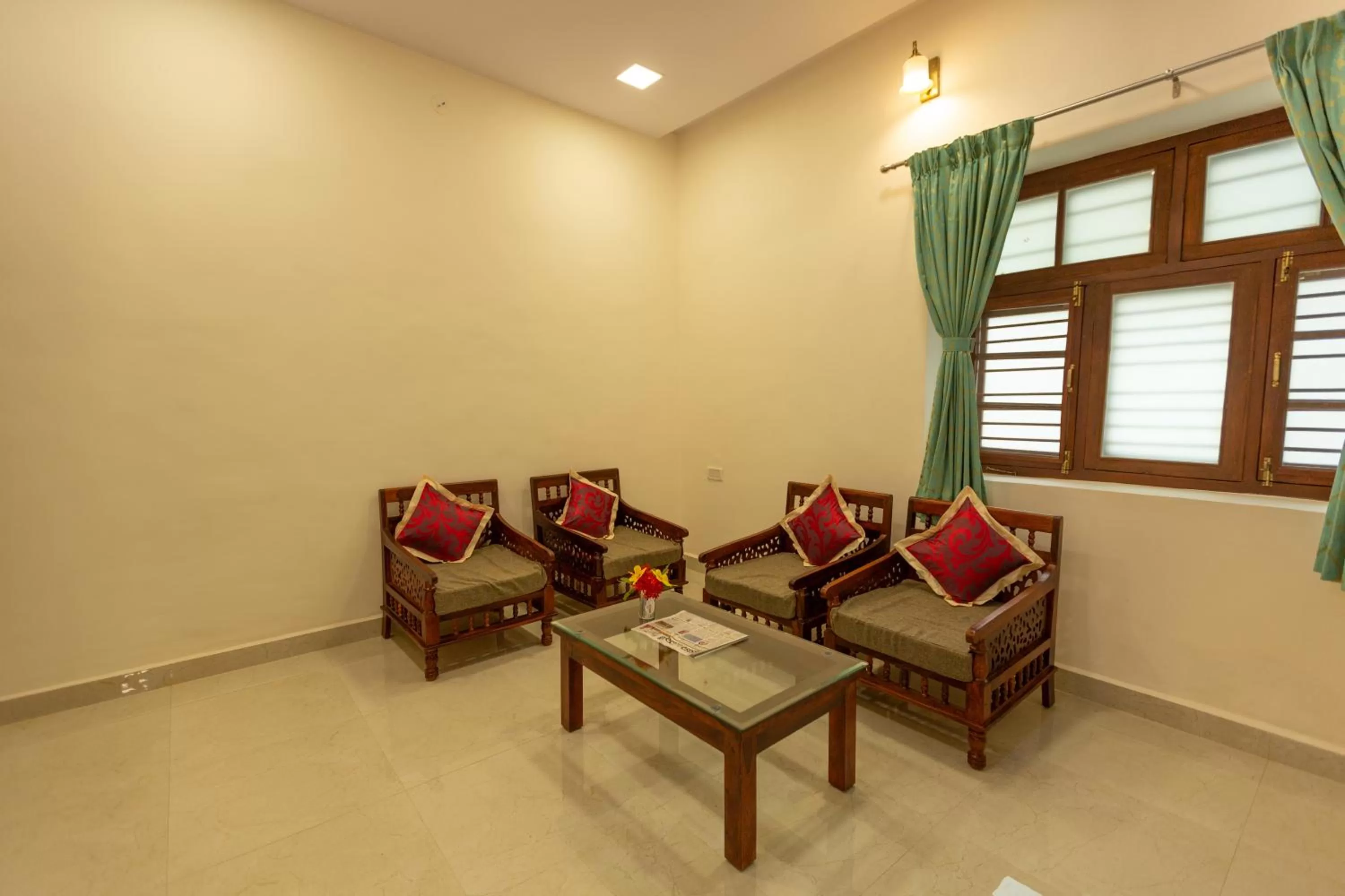 KSTDC Hotel Mayura Adilshahi Bijapur