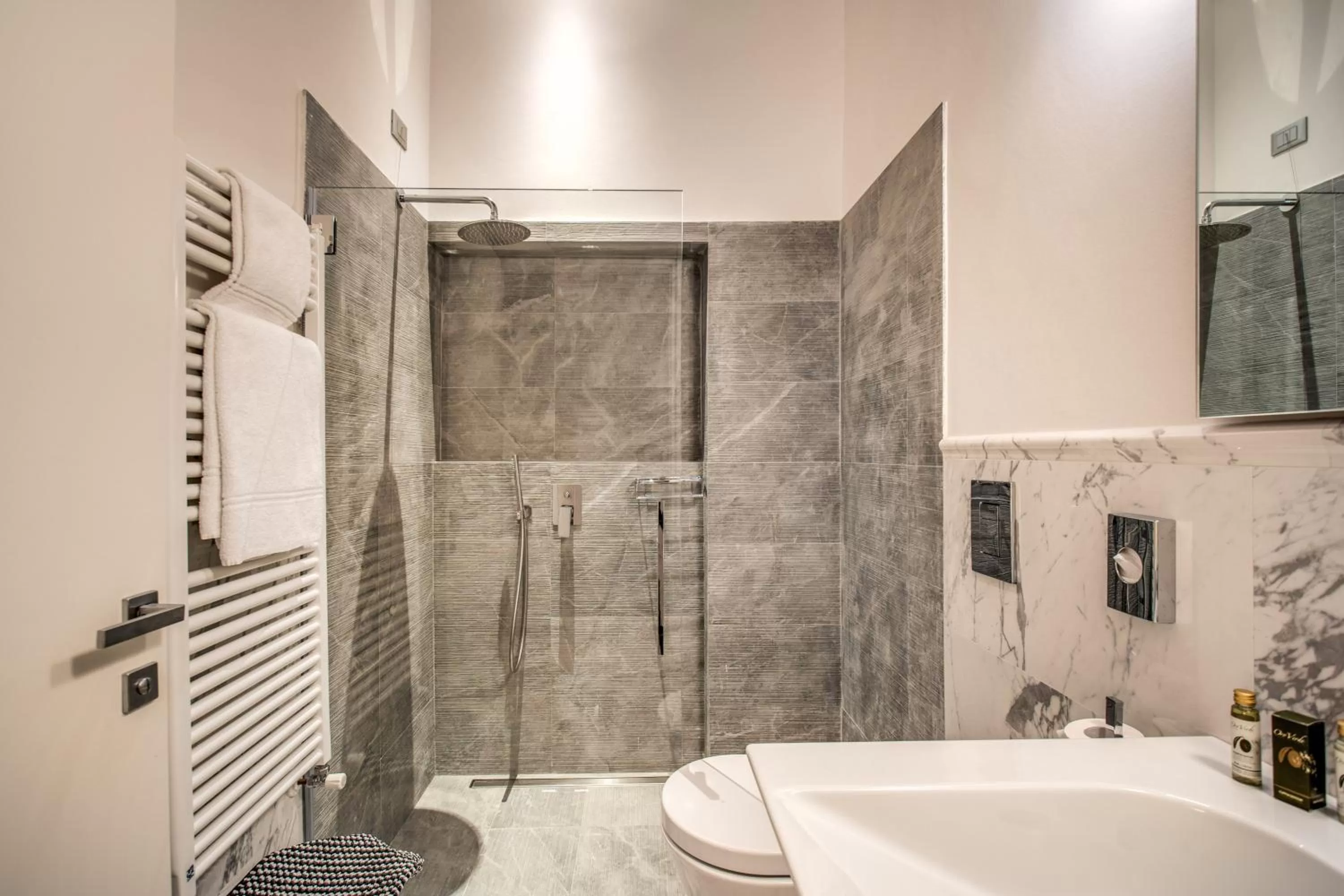 Toilet in Hotel Boston