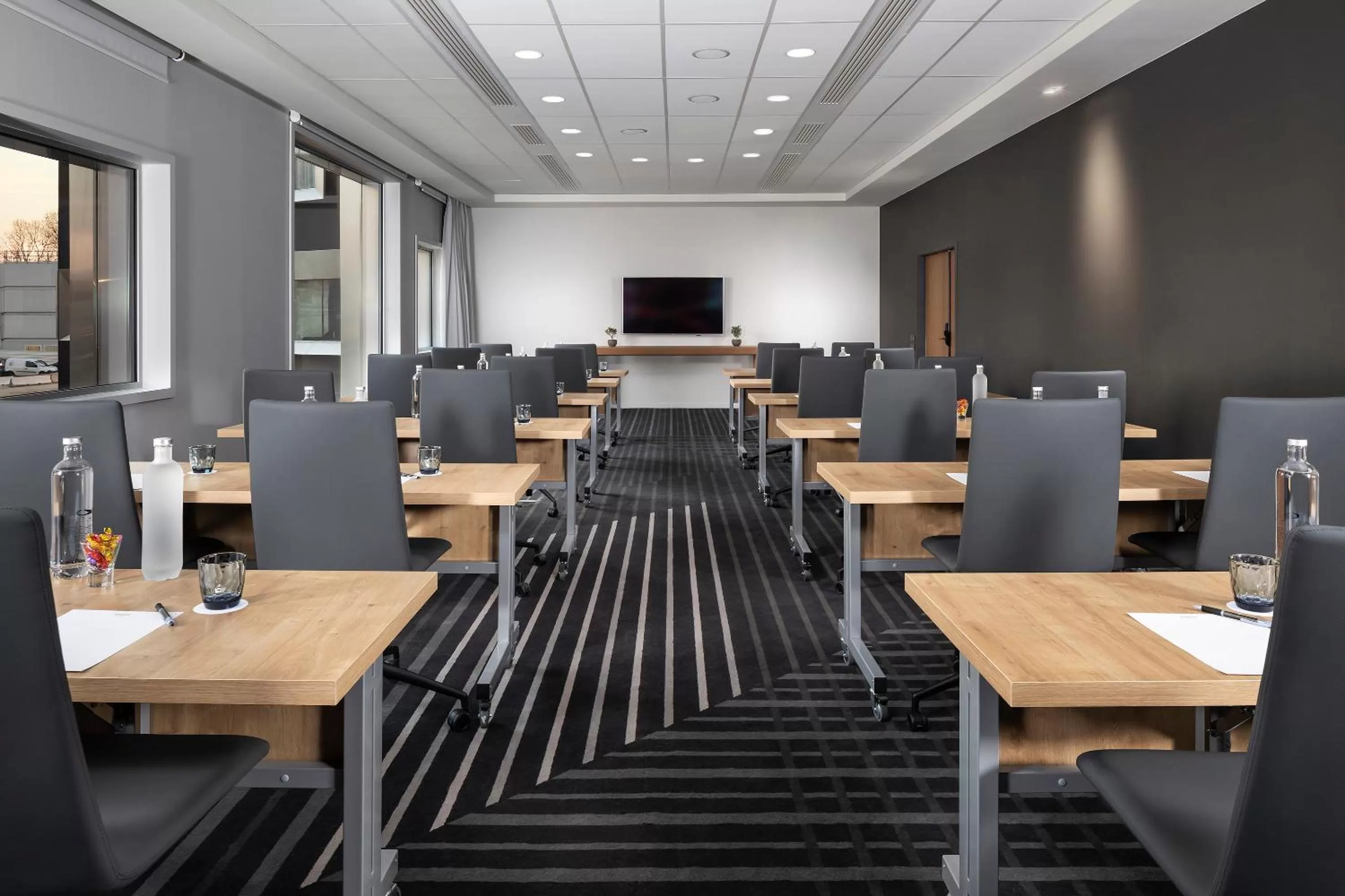 Business facilities in INNSiDE by Meliá Paris Charles de Gaulle Airport