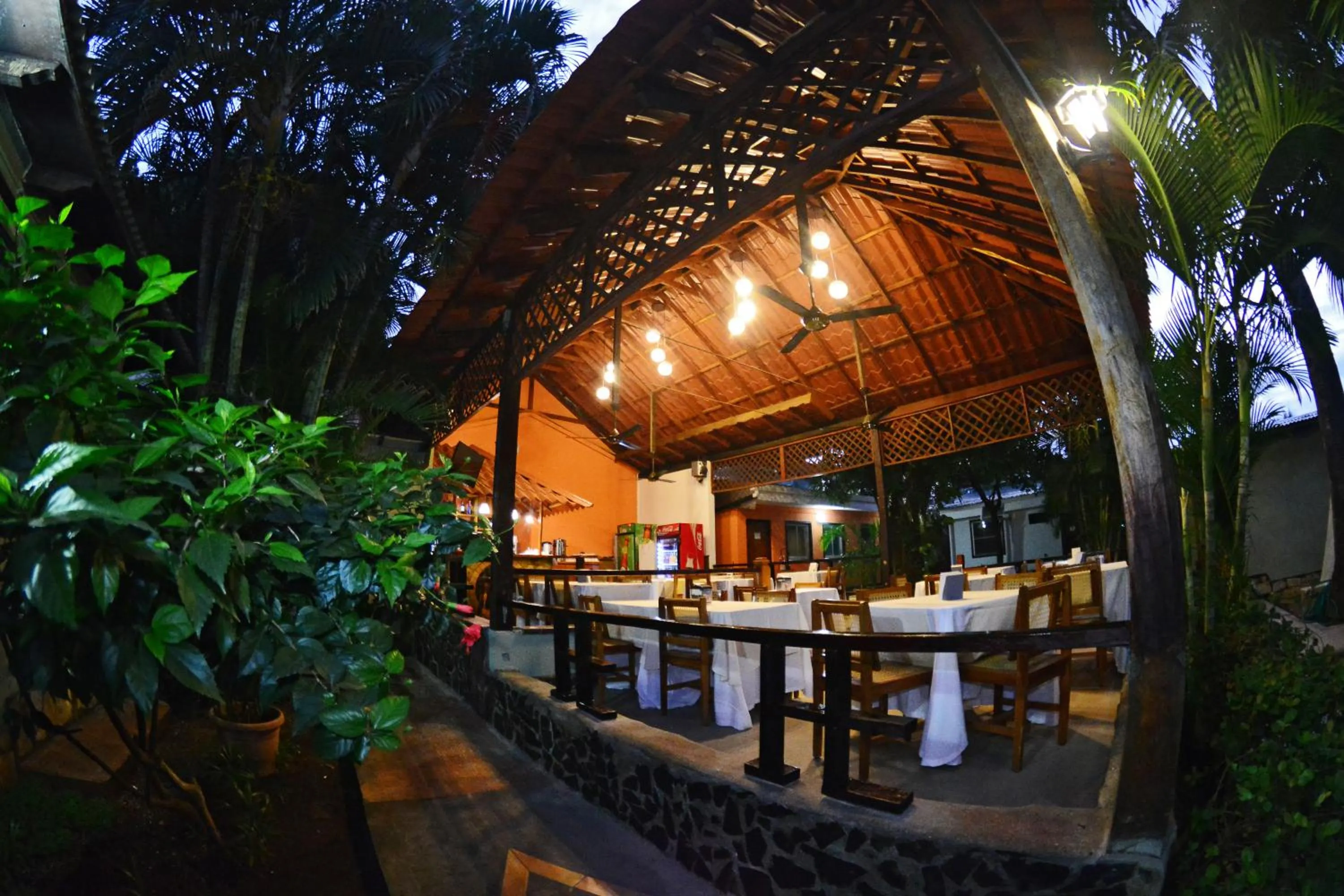 Restaurant/places to eat in Hotel Europeo