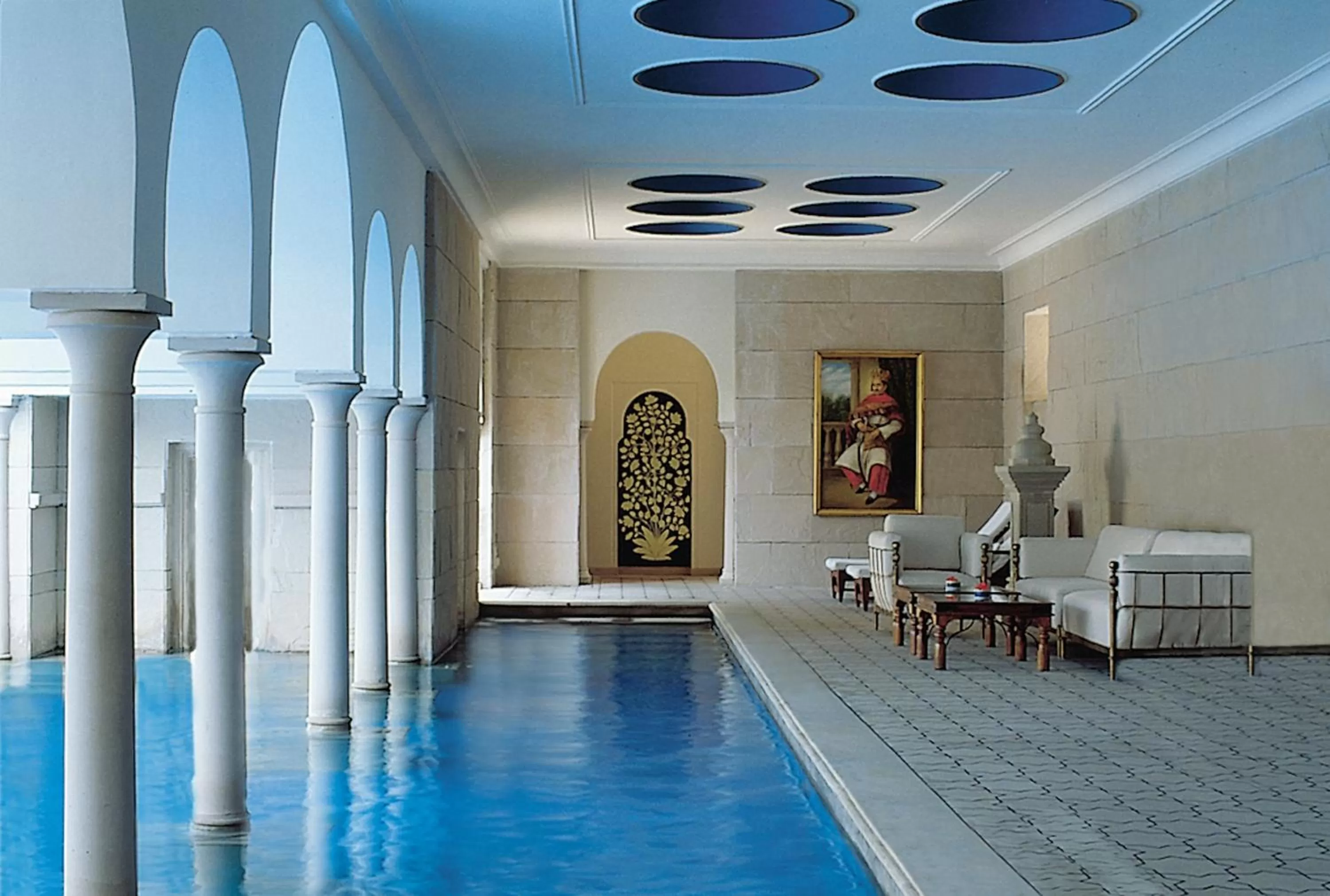 Swimming pool in The Oberoi Amarvilas Agra