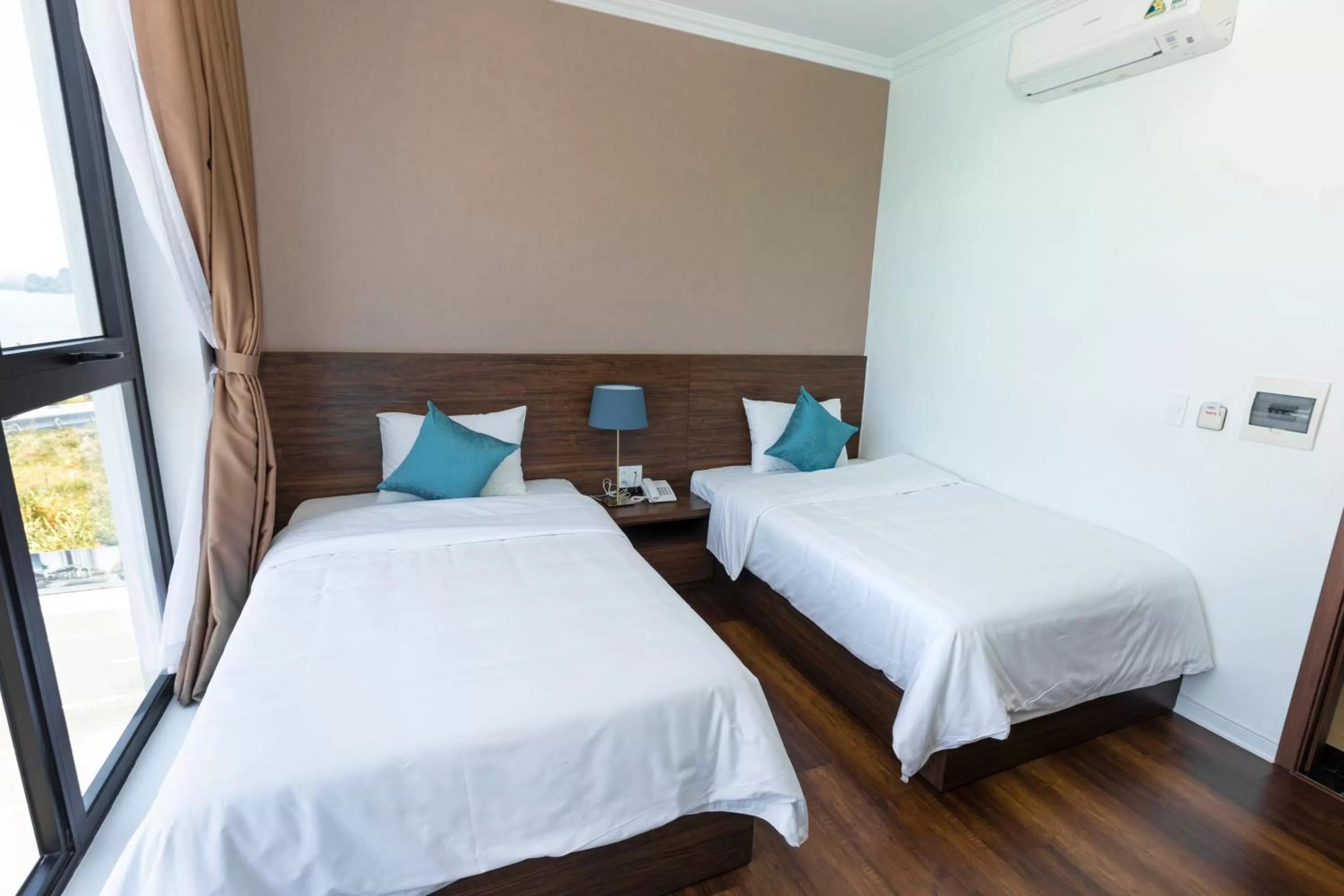 Bedroom in Minh Phong Hotel Ha Long