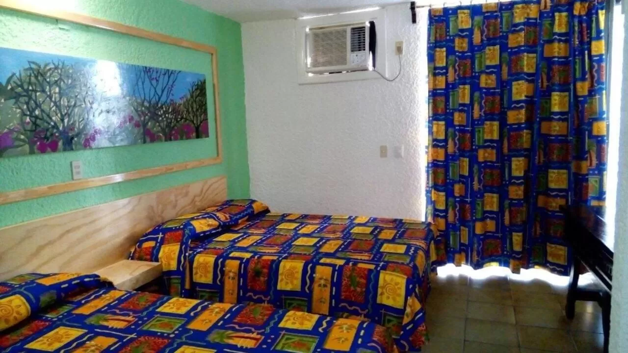 Bed in Mar Paraiso Queen