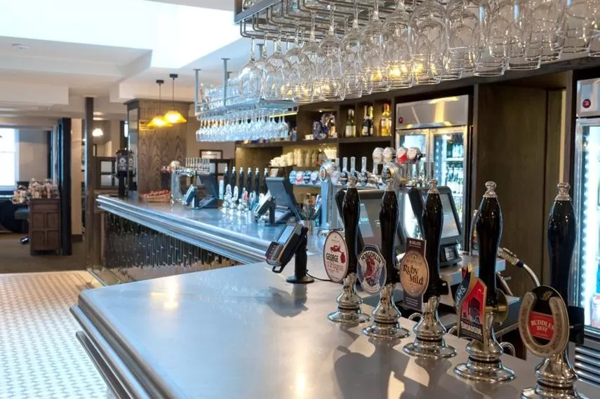 Restaurant/places to eat in The Bath Arms Wetherspoon