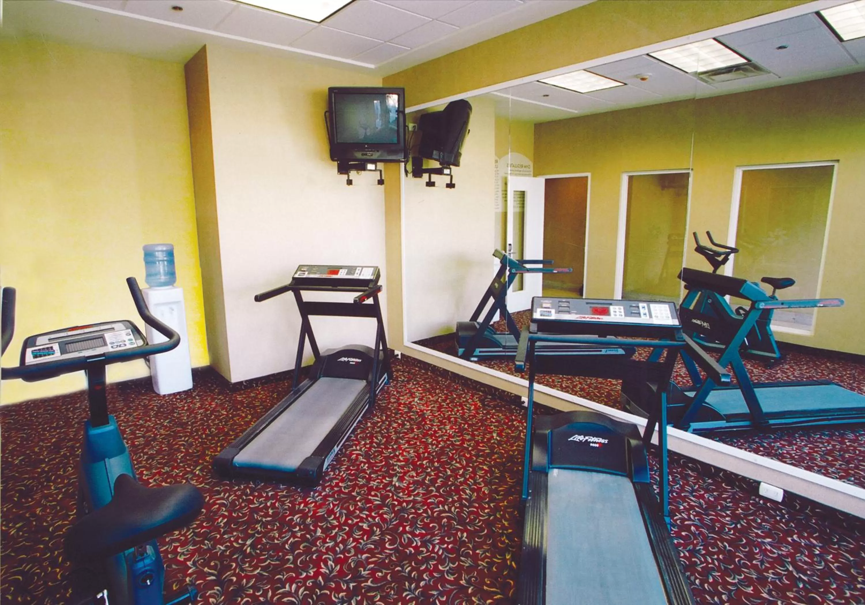 Fitness centre/facilities in Holiday Inn Reynosa Industrial Poniente by IHG