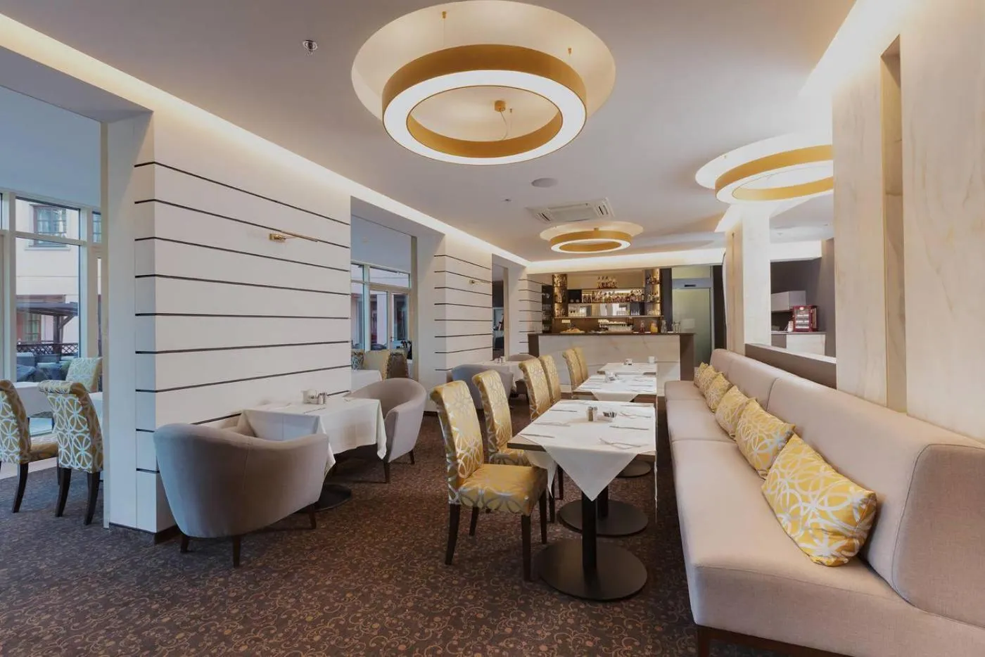 Restaurant/places to eat in Hotel Hoffmeister