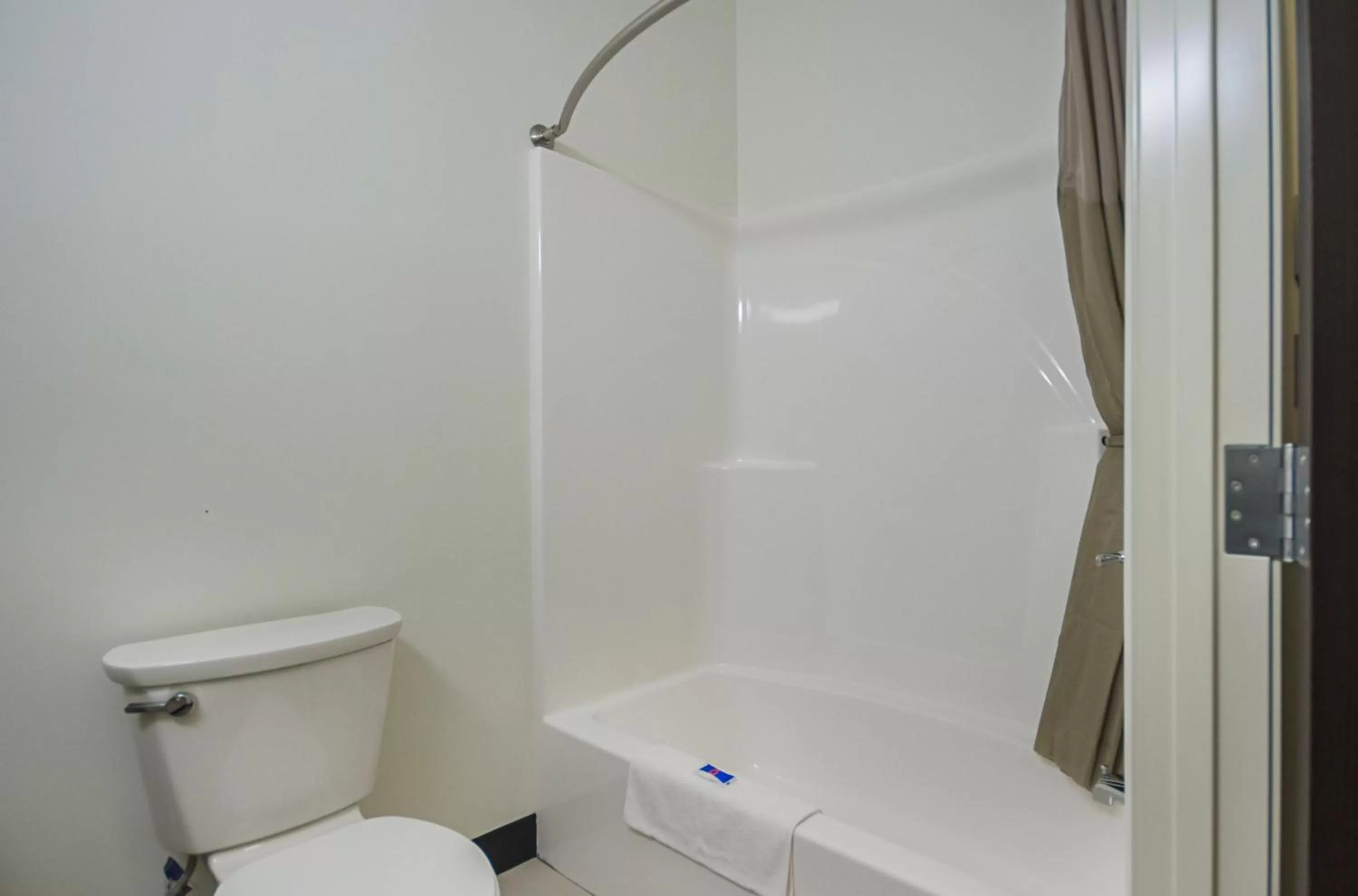 Bathroom in Motel 6-South Bend, IN - Mishawaka