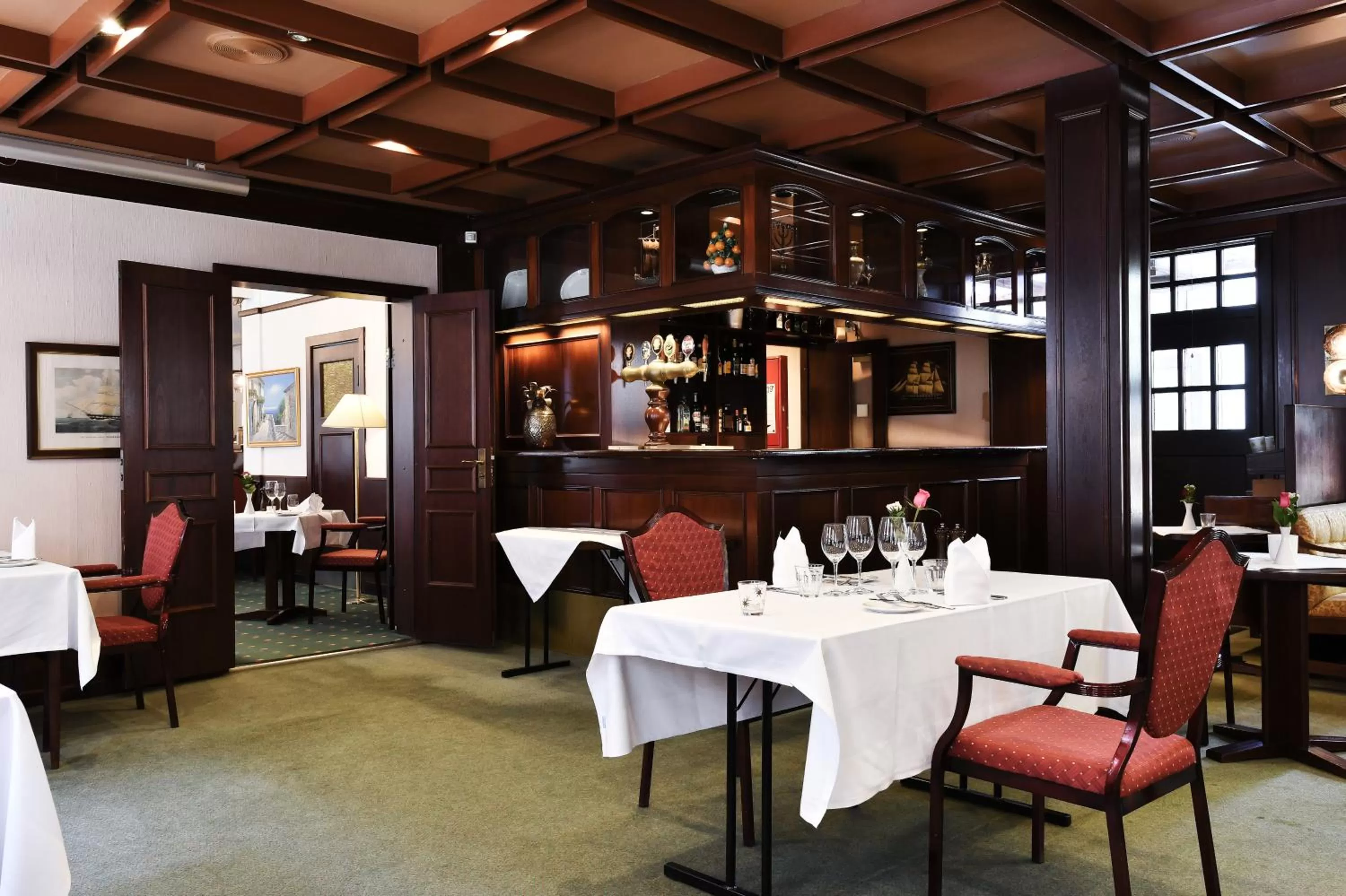 Lounge or bar, Restaurant/Places to Eat in Herlev Kro og Hotel