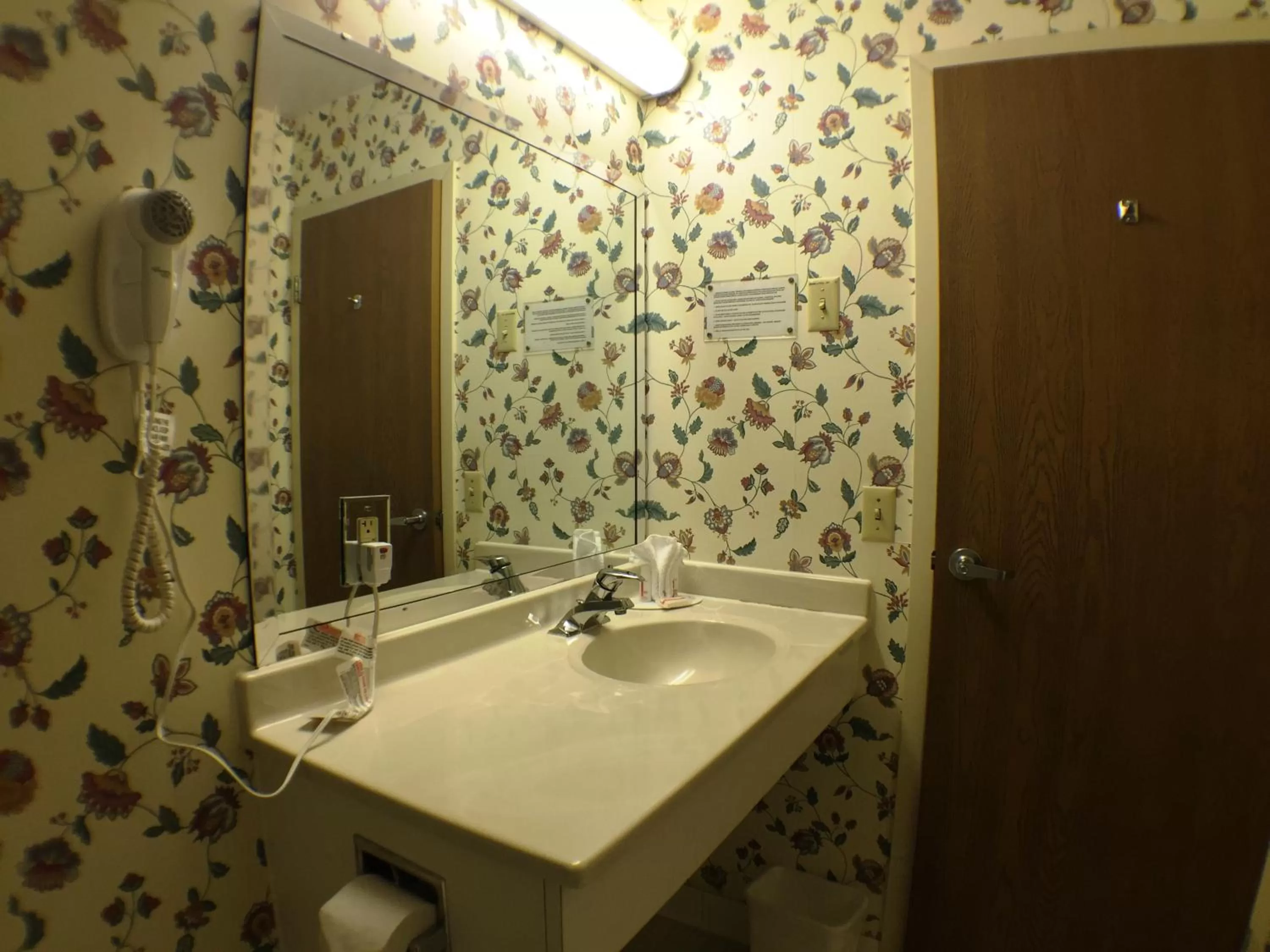 Bathroom in Super 8 by Wyndham Canandaigua