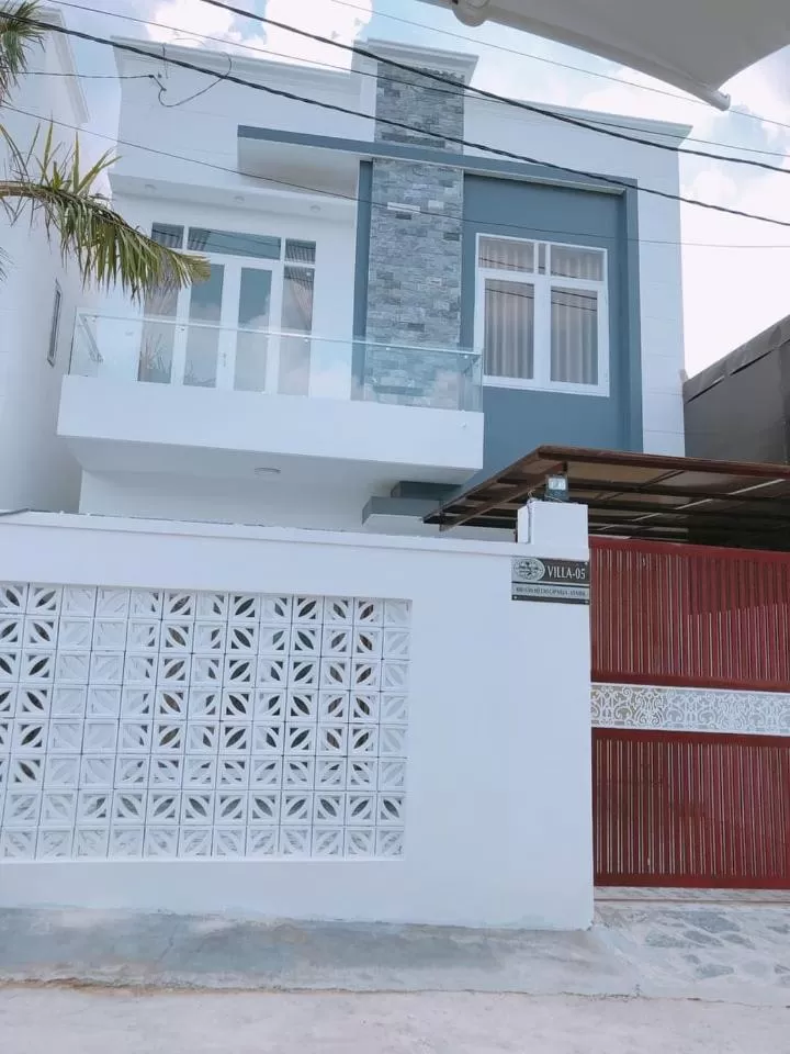 Property building in D'Villa Hotel - Homestay