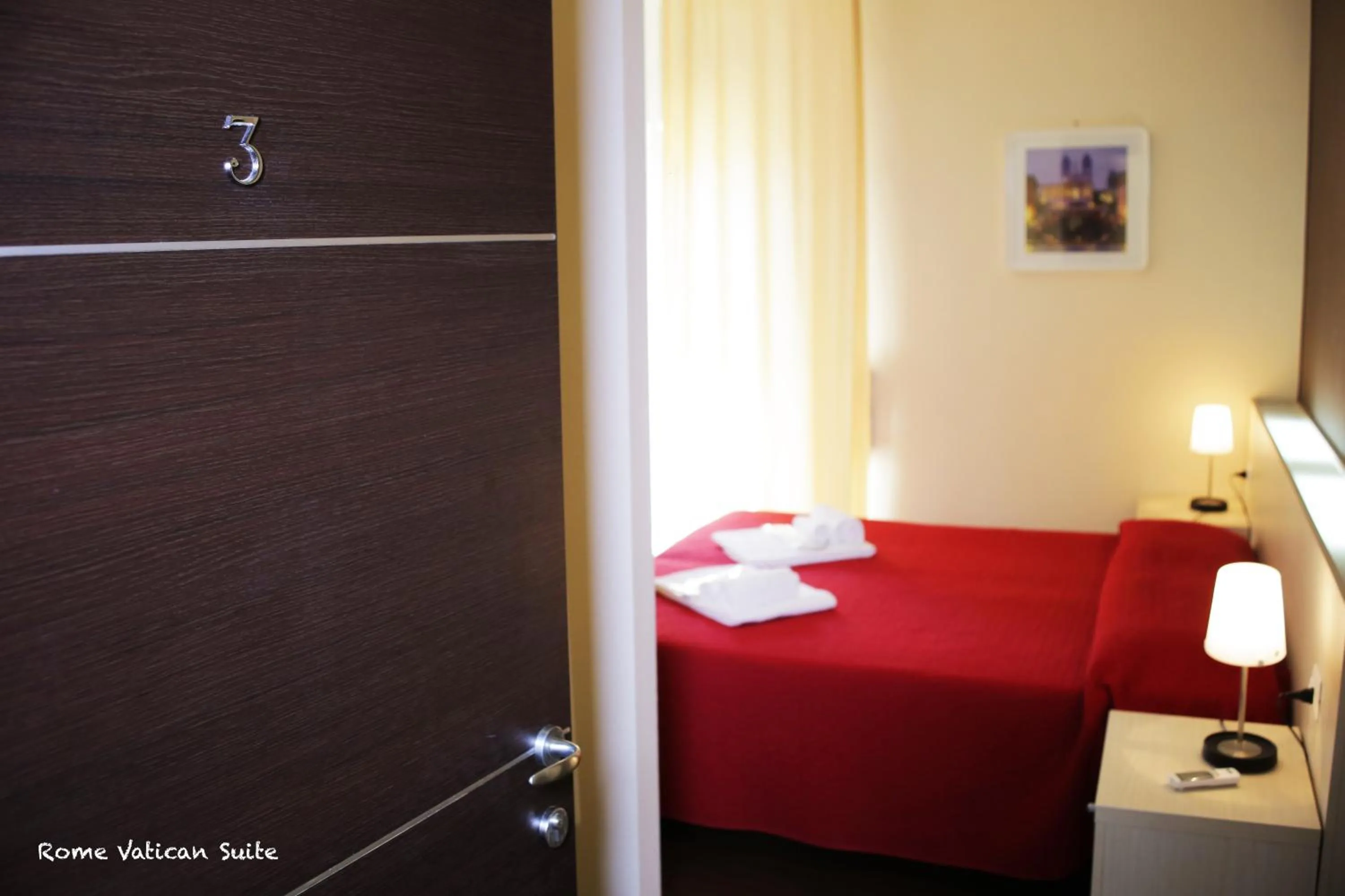 Bedroom, Bed in Rome Vatican Suite