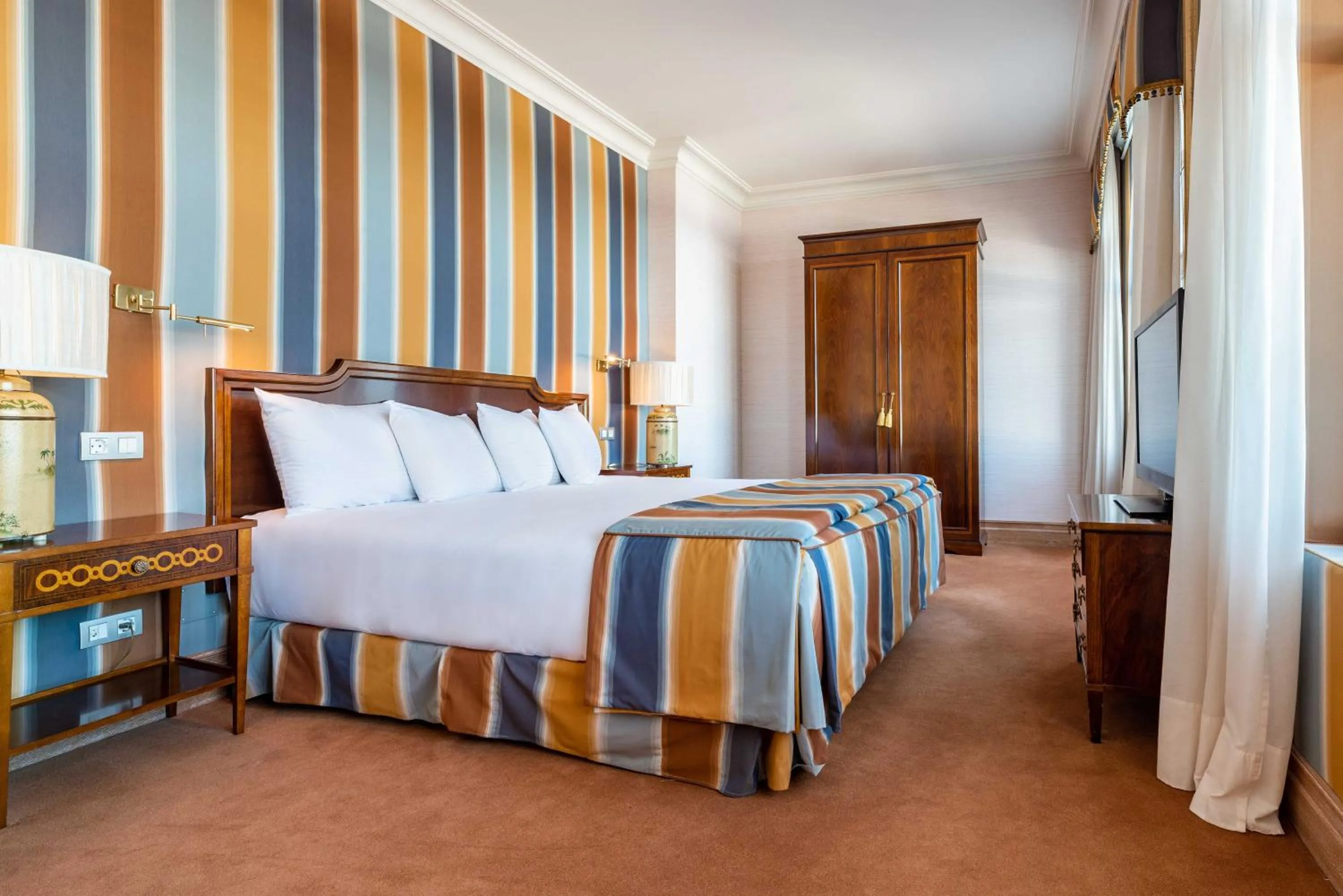 Decorative detail, Bed in Eurostars Gran Hotel La Toja