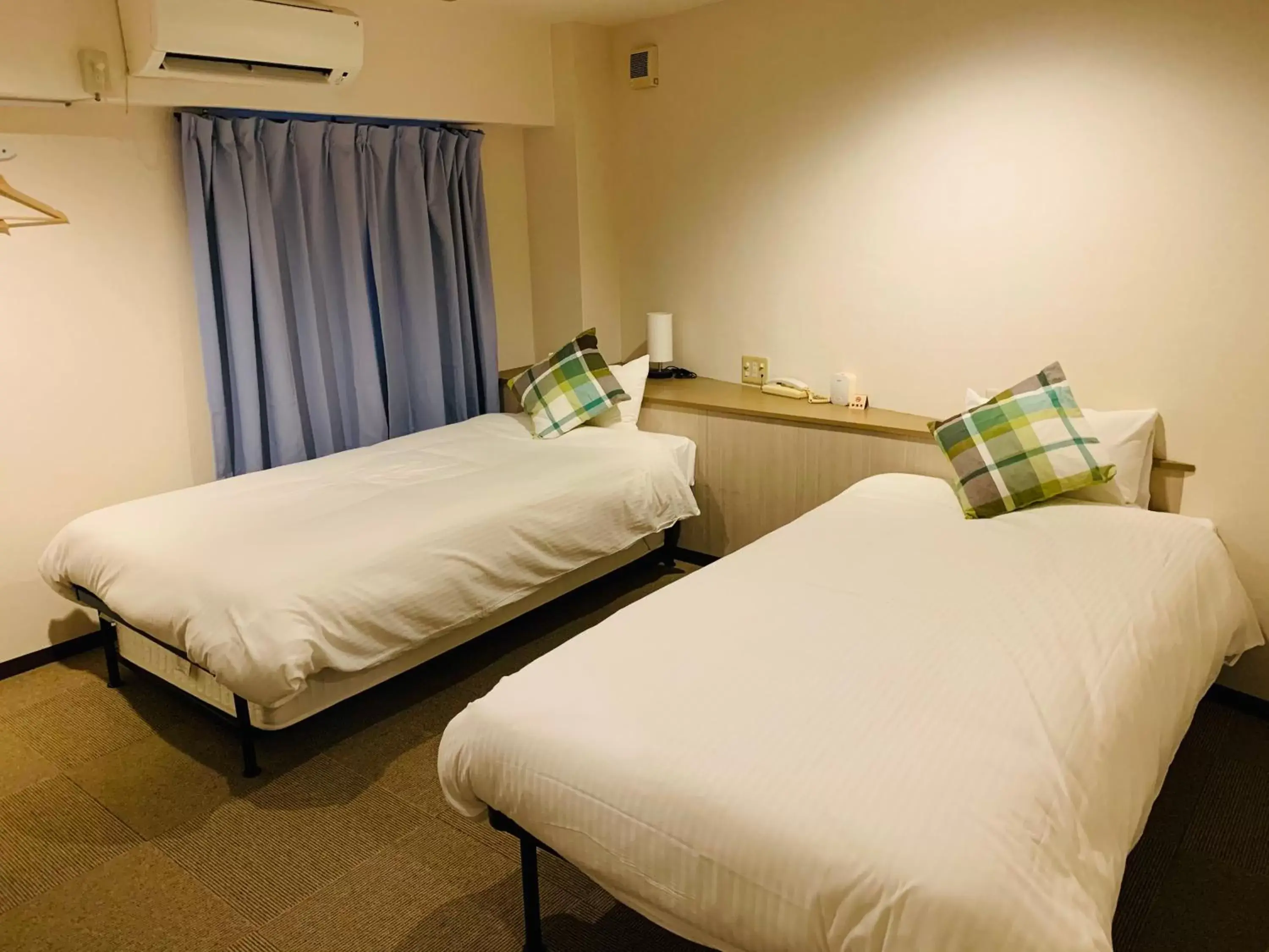 Double or Twin Room in Hotel TRW Double or Twin Room in Hotel TRW