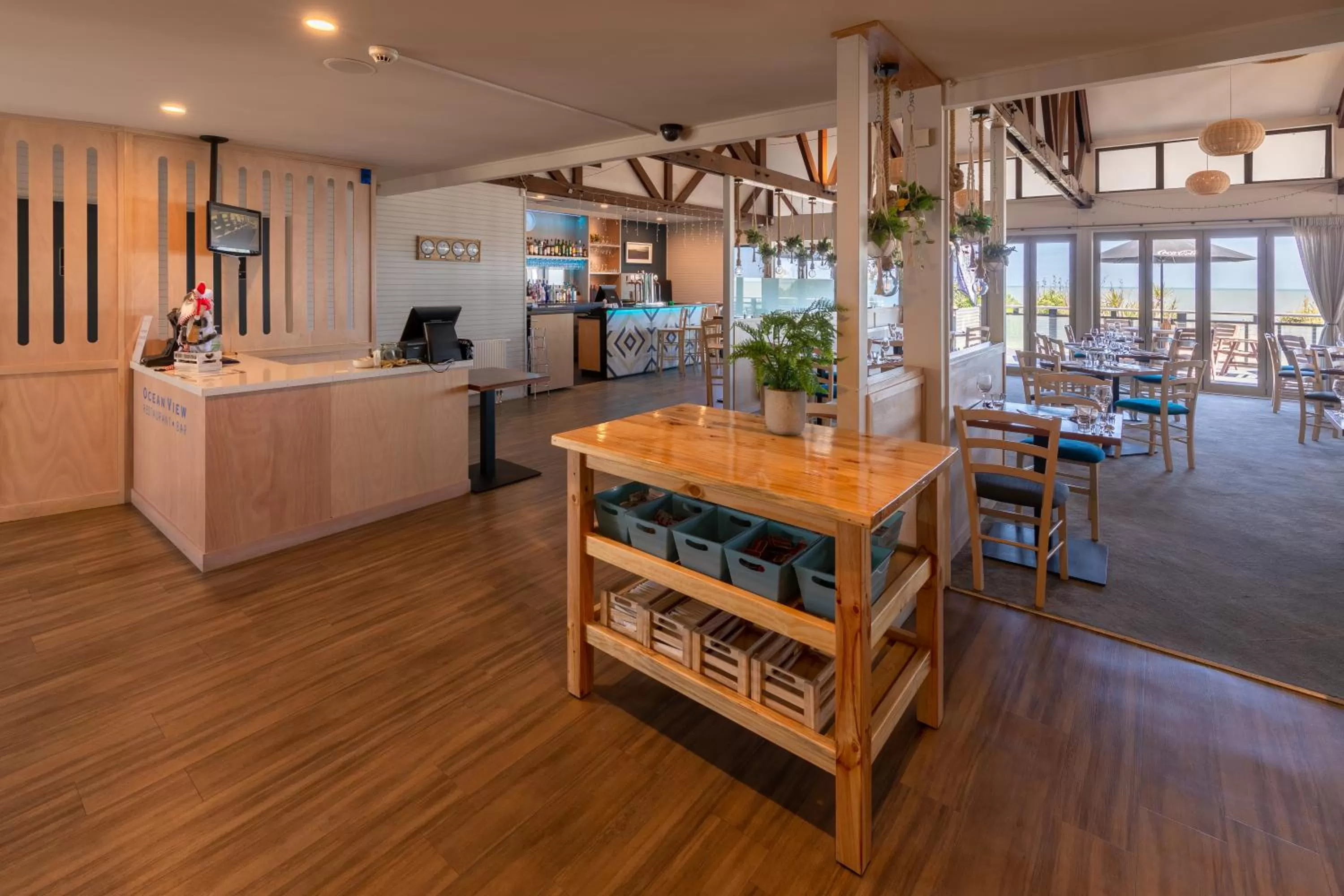 Restaurant/places to eat in Beachfront Hotel Hokitika