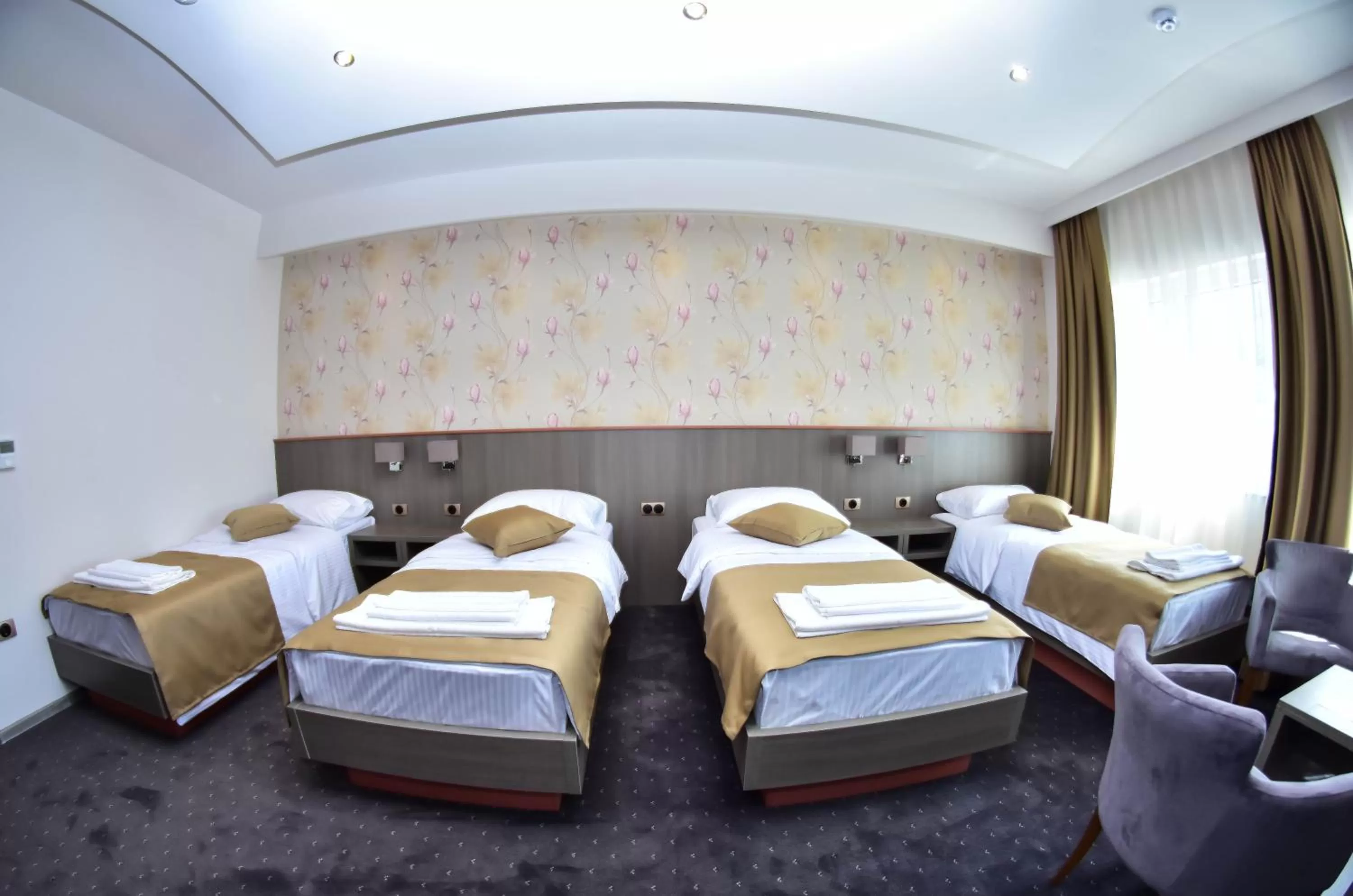 Bedroom, Bed in Hotel Ključ