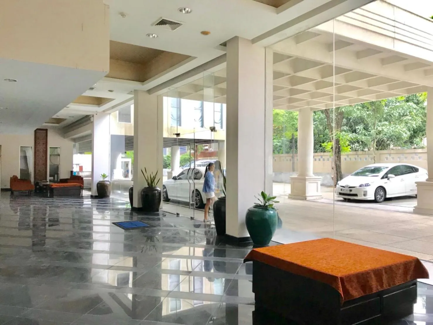 Property building in Twin Peaks Sukhumvit Suites