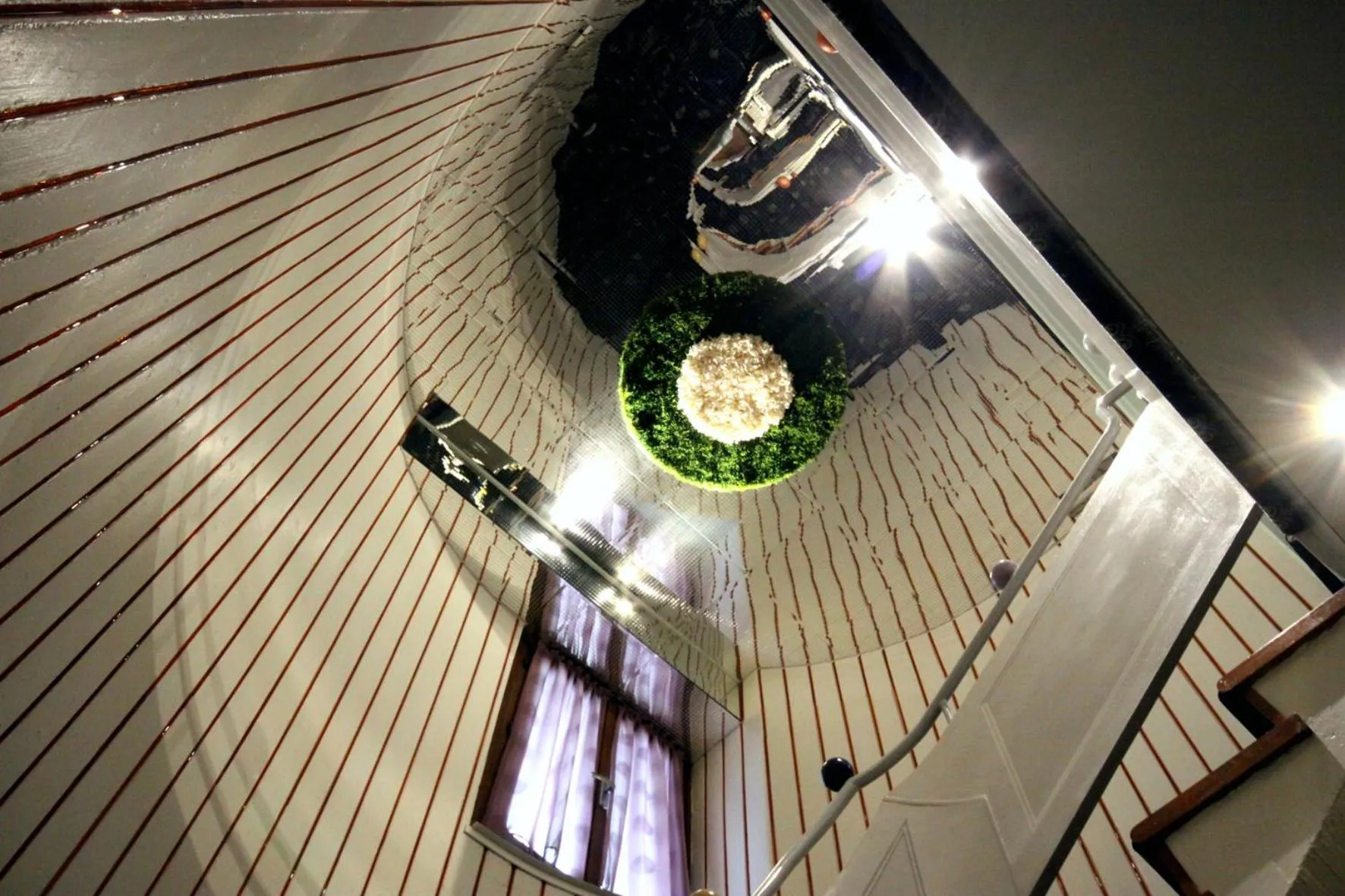 Decorative detail in Sangallo Hotel