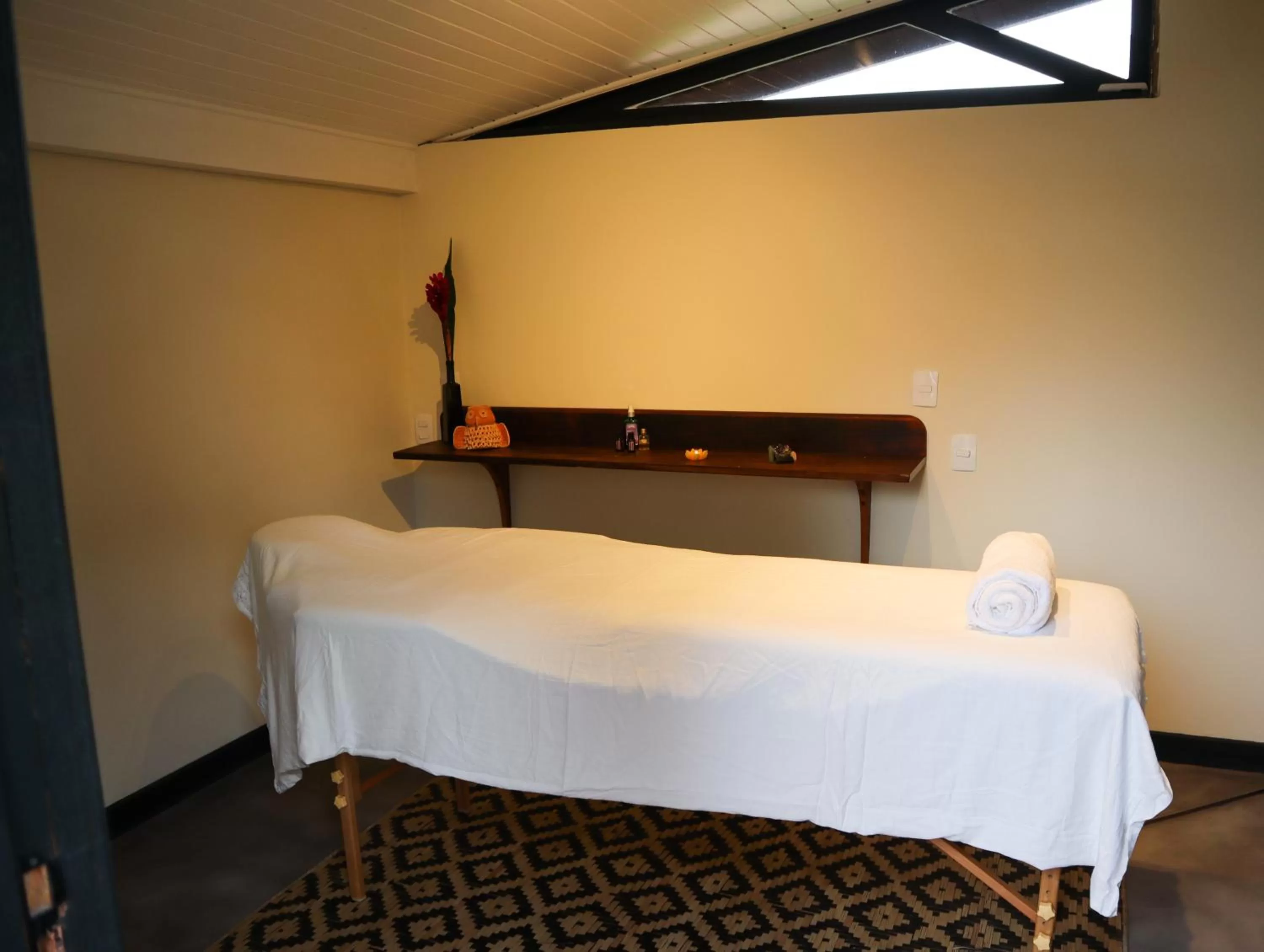 Massage, Bed in Janela de Marcia Bed and Breakfast