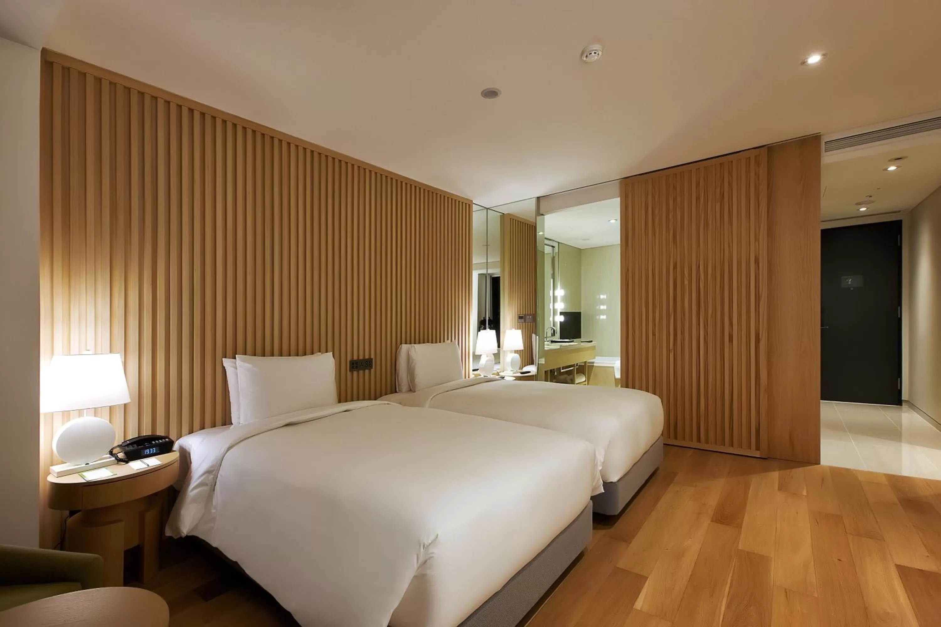 Bedroom, Bed in Hotel Entra Gangnam