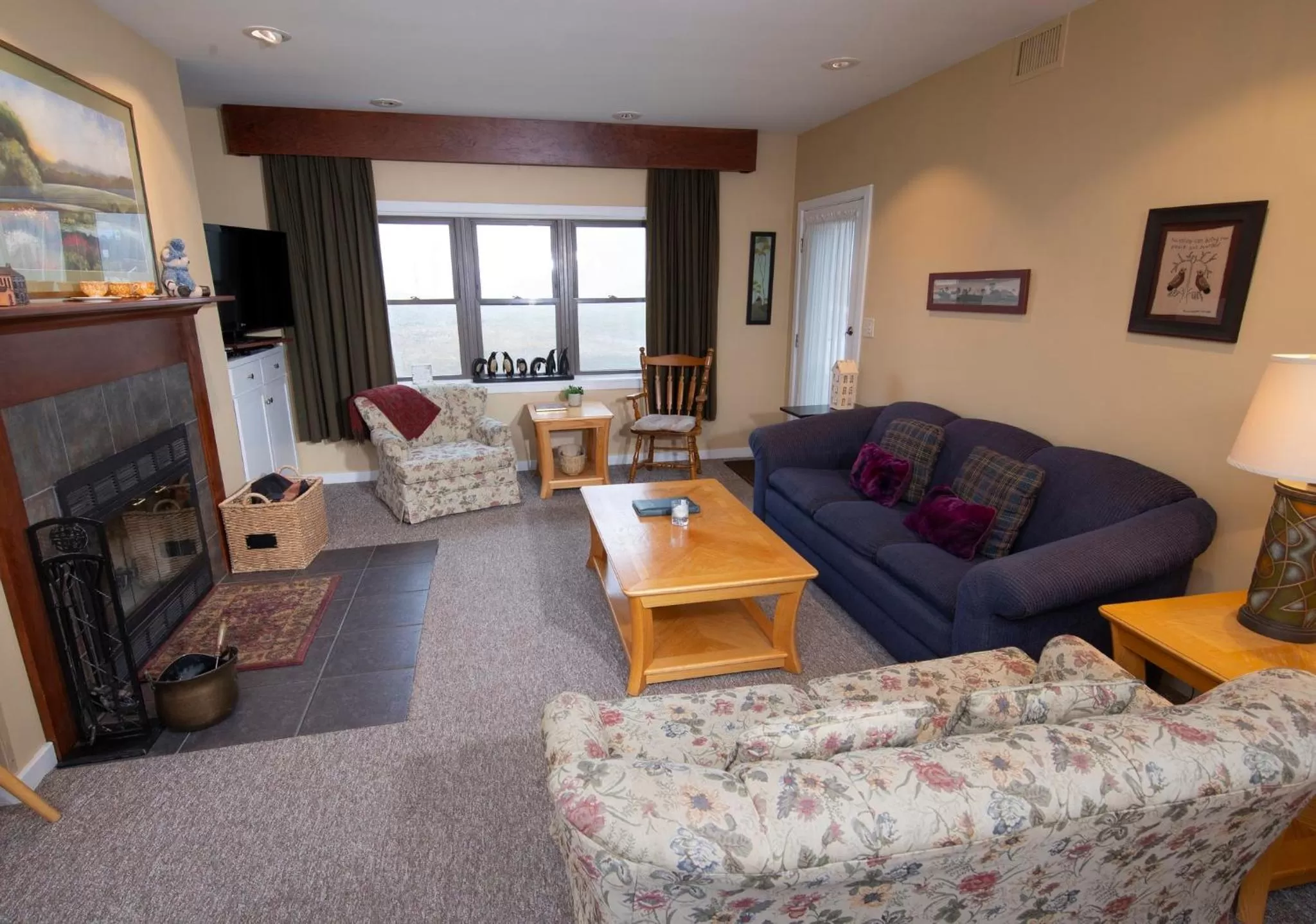 Living room in Winterplace on Okemo Mountain