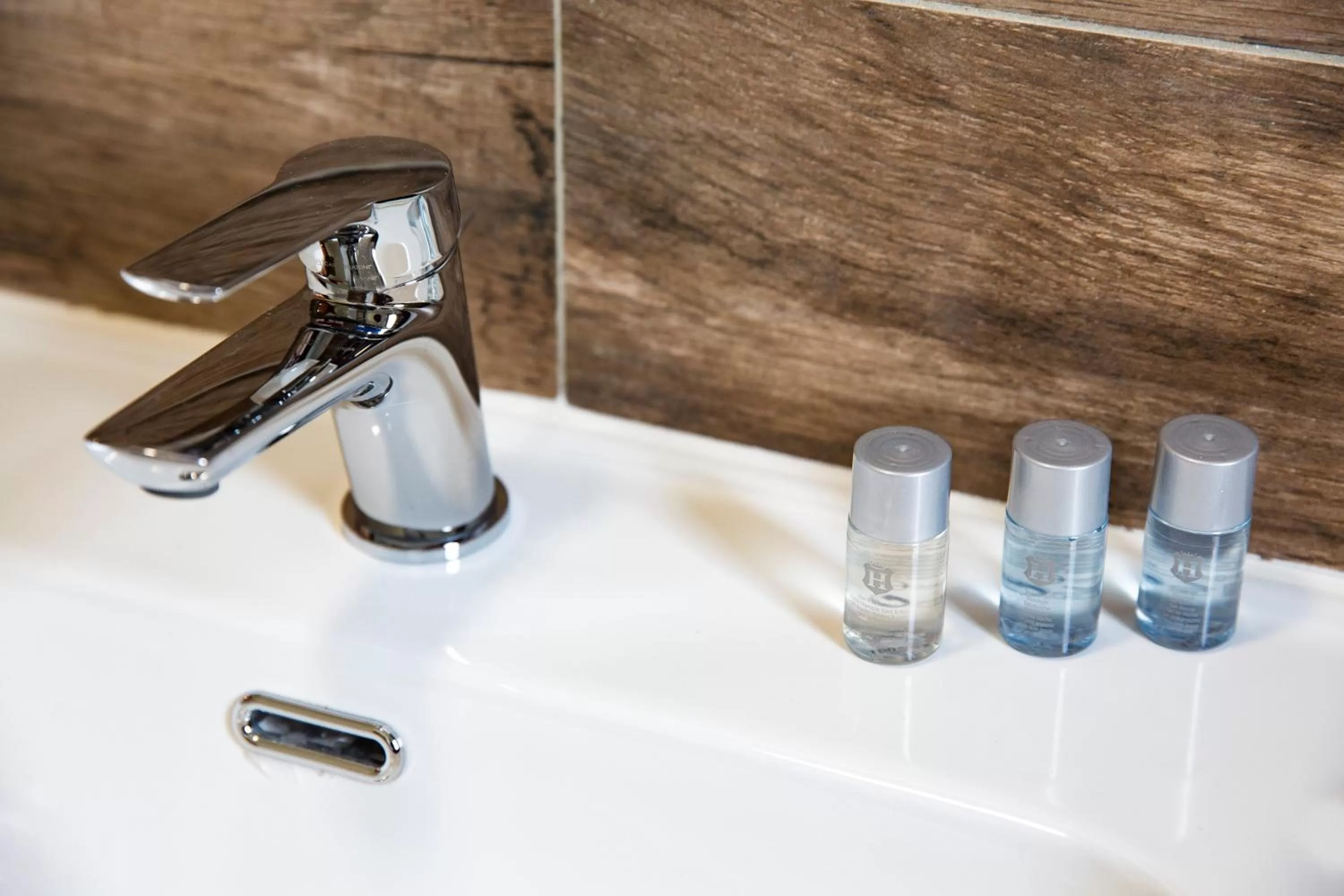Bathroom in Domus Porto Di Traiano Resort