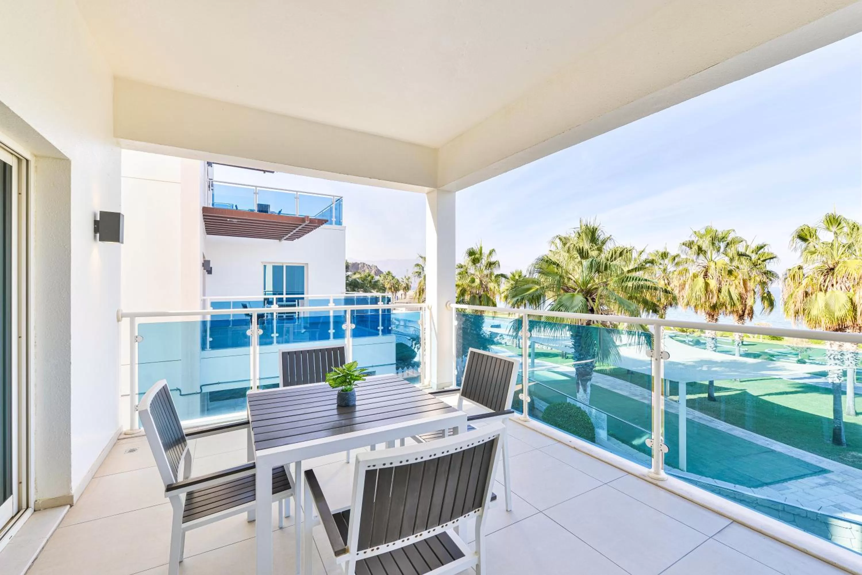 Balcony/Terrace in Radisson Blu Resort, Fujairah