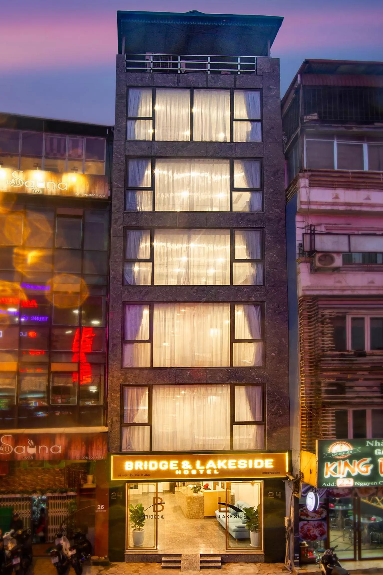 Property building in Bridge Lakeside Room For Rent Hanoi