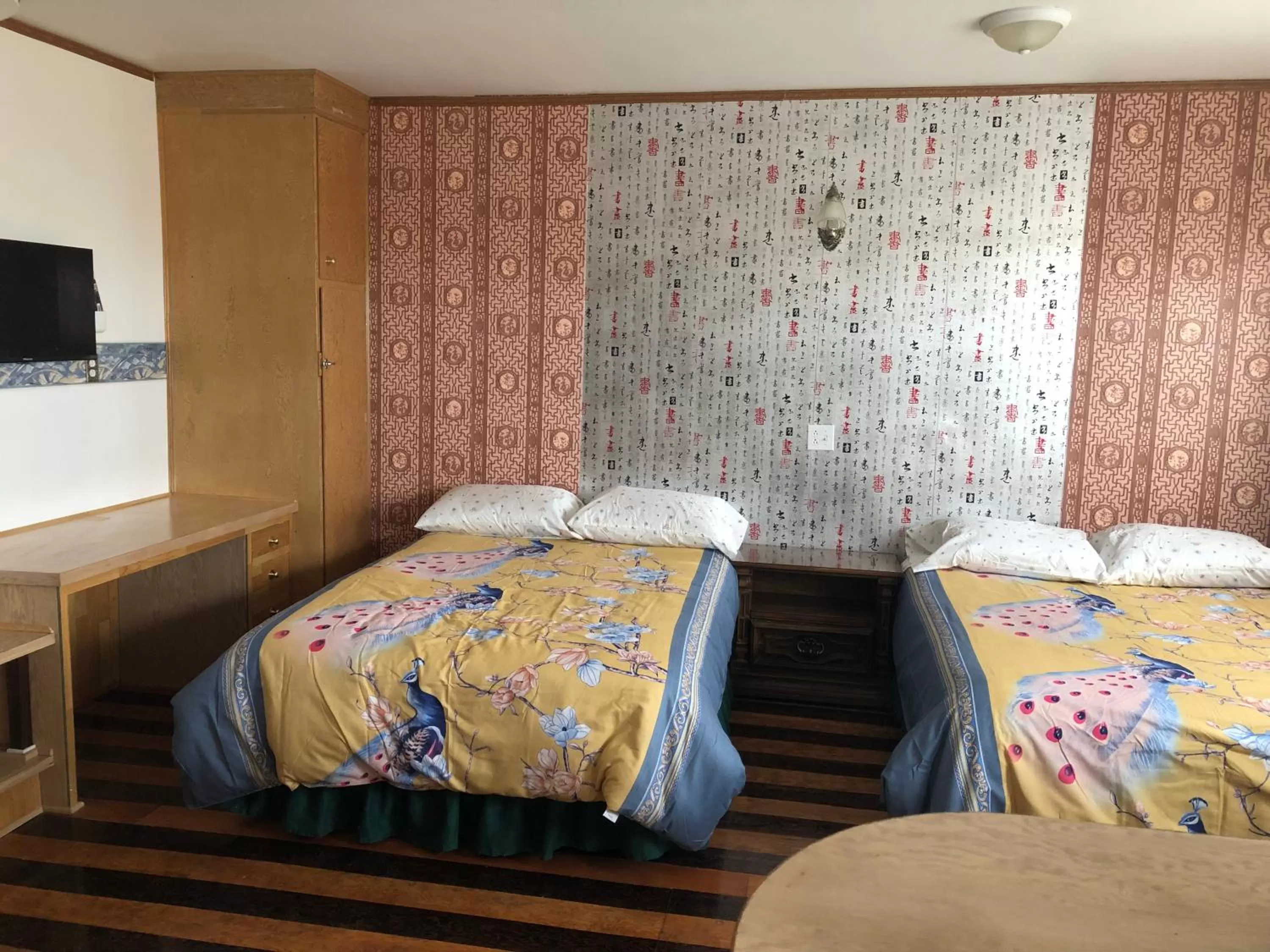 Bed in Heritage Place Hotel