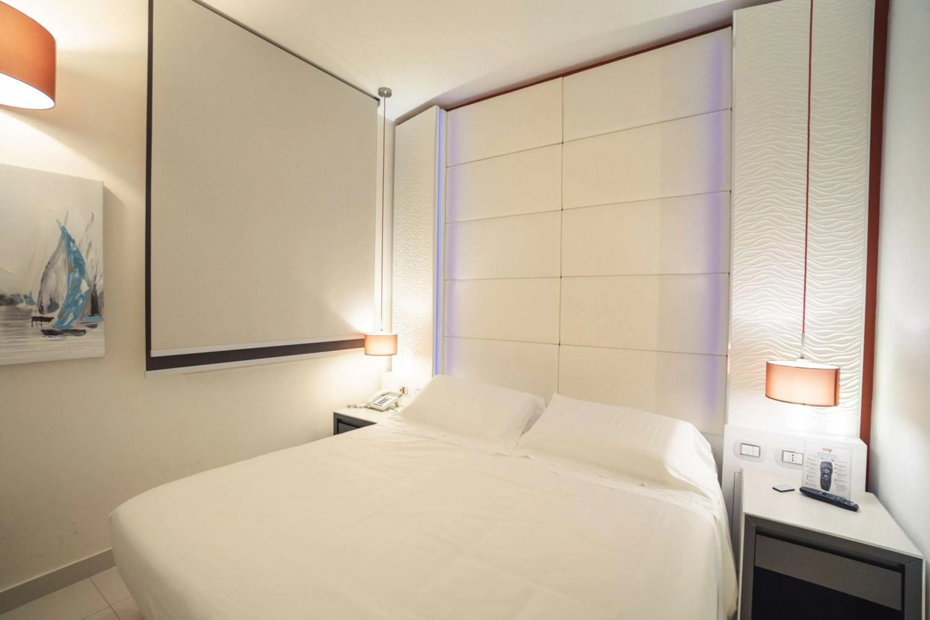 Photo of the whole room, Bed in Best Western Plus Hotel Perla Del Porto