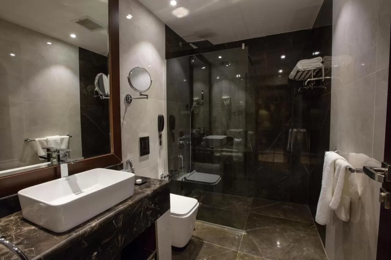 Bathroom in Seasons Park Hotel