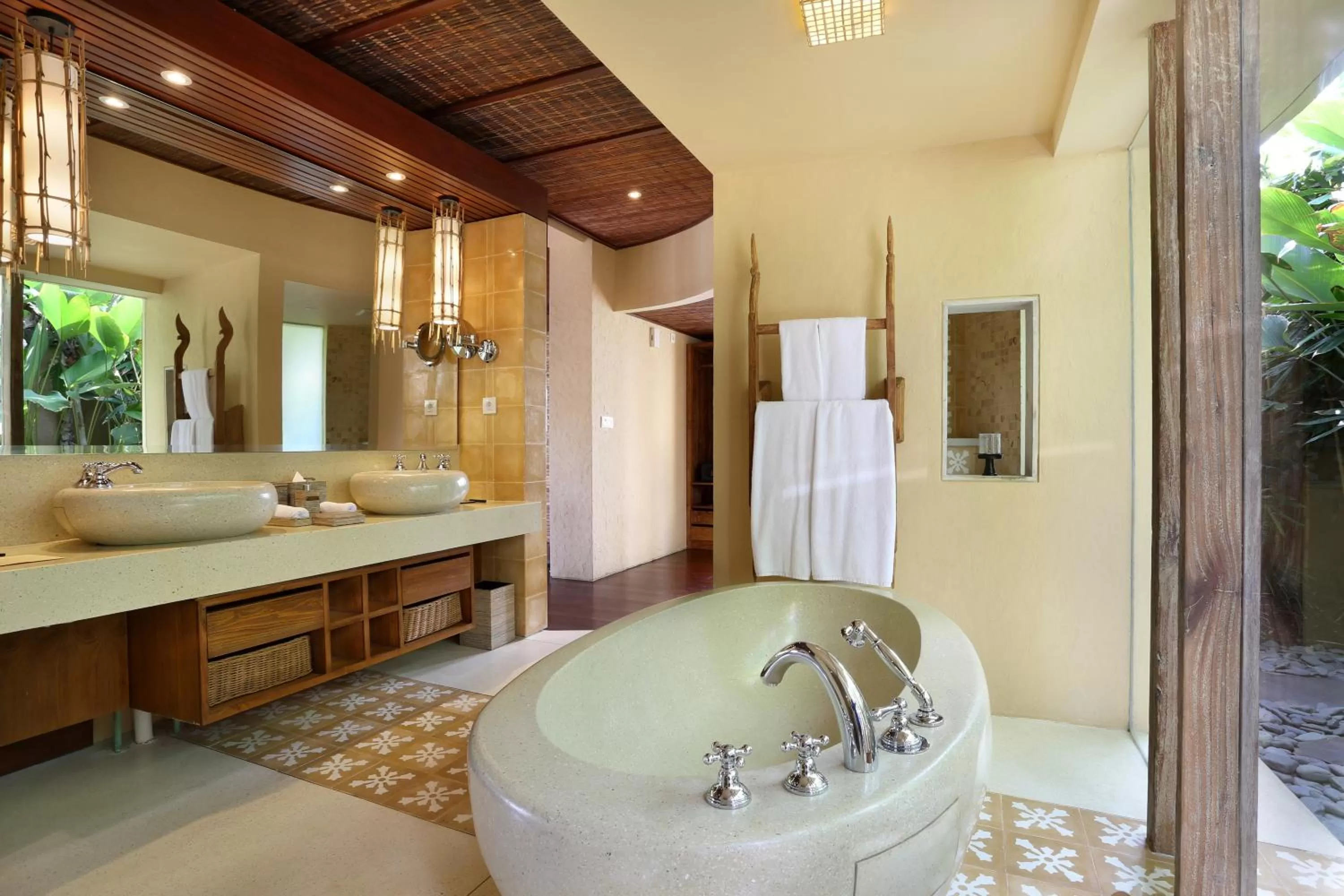 Bathroom in WakaGangga