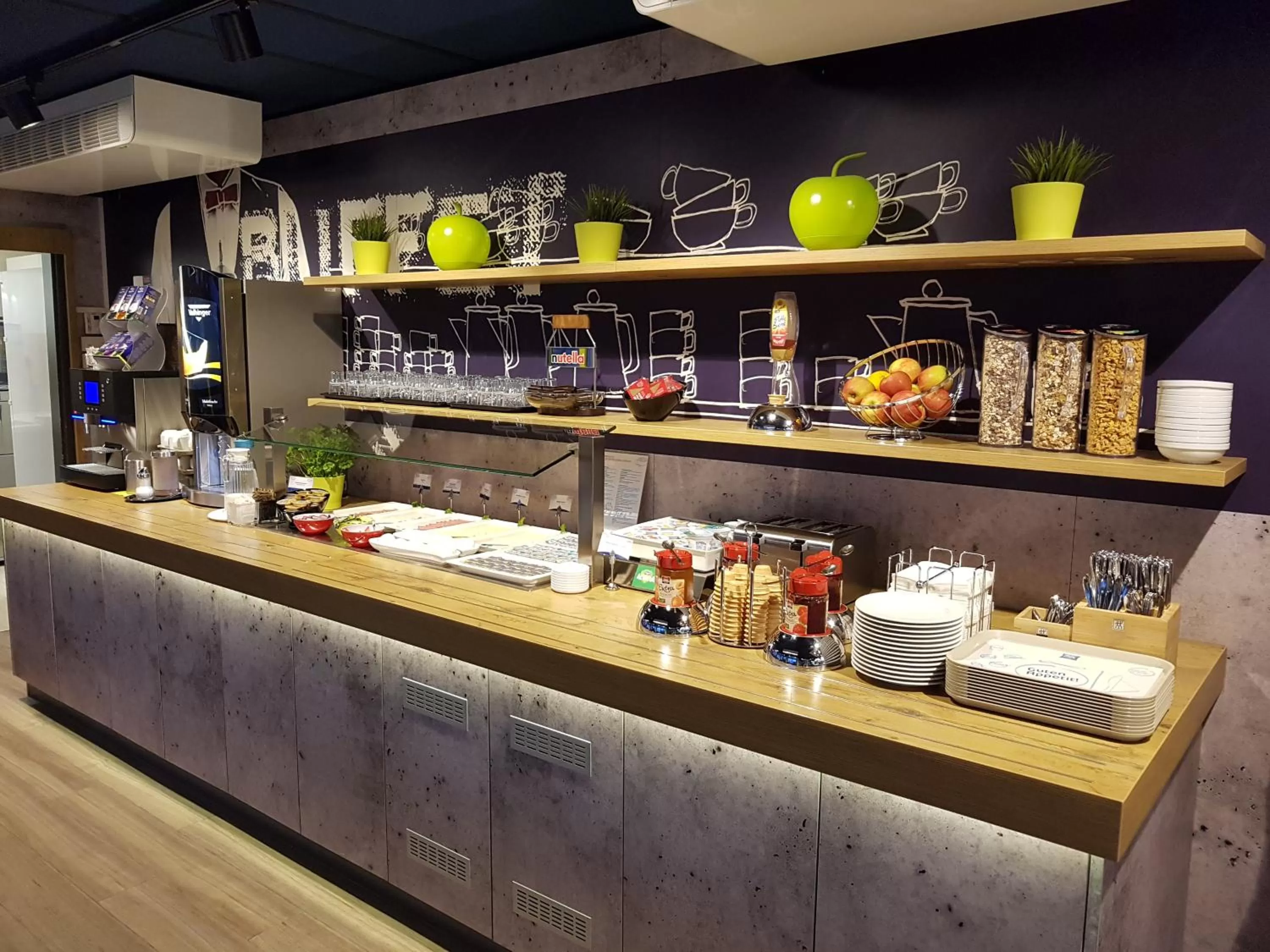Buffet breakfast in ibis budget Koeln Leverkusen City