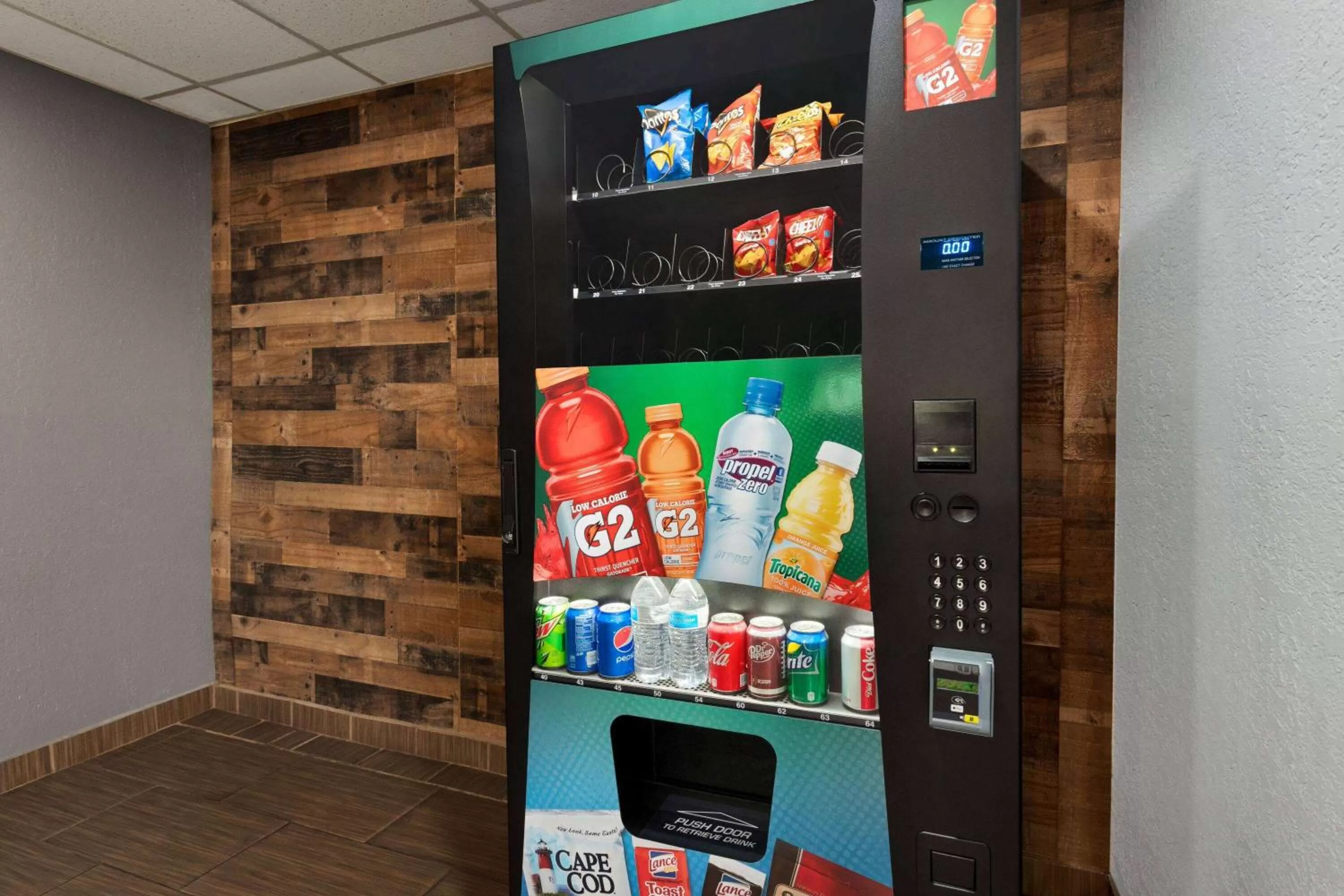 Food and drinks in Super 8 by Wyndham Gainesville TX