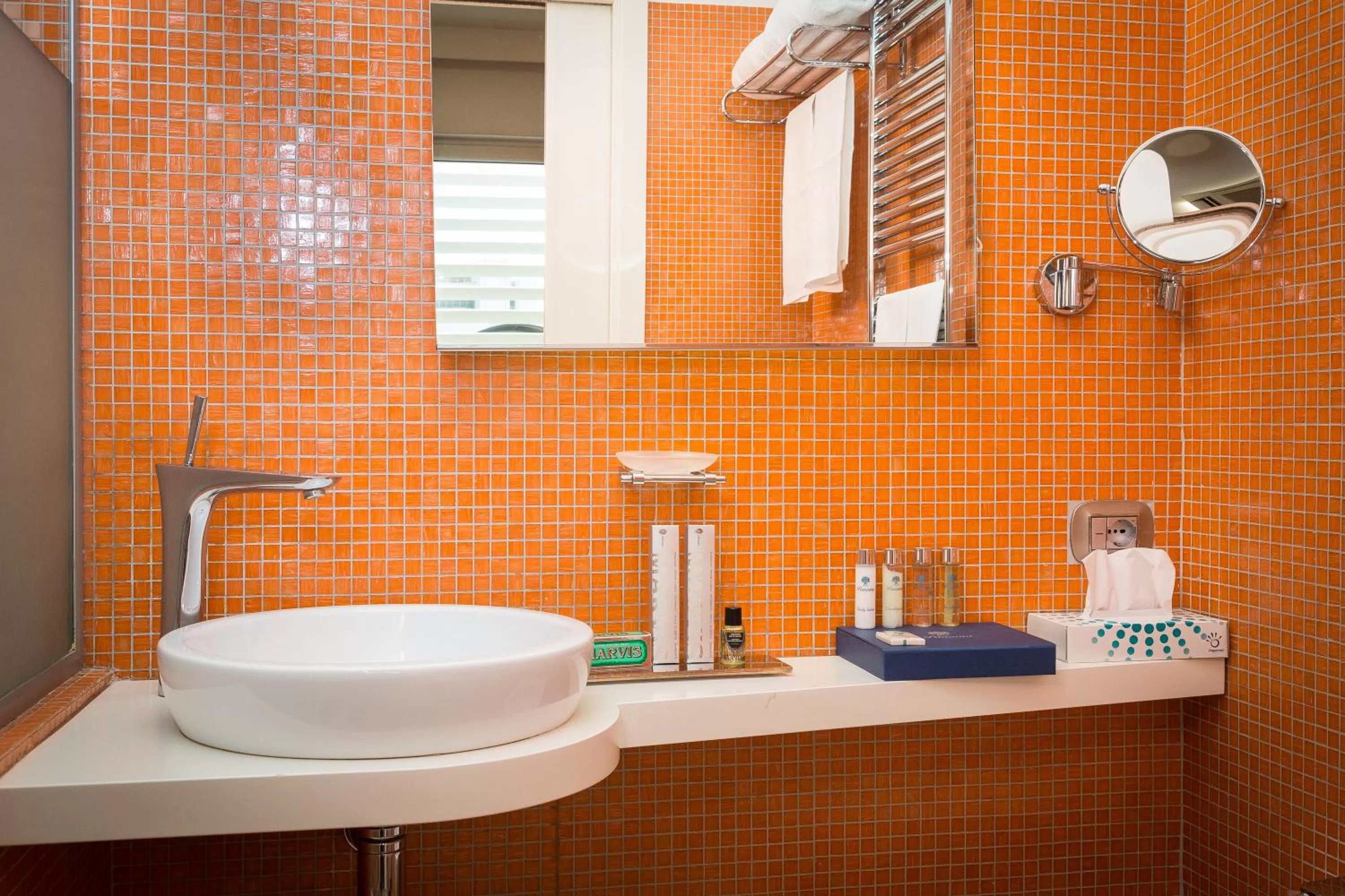 Bathroom in JC Hotel