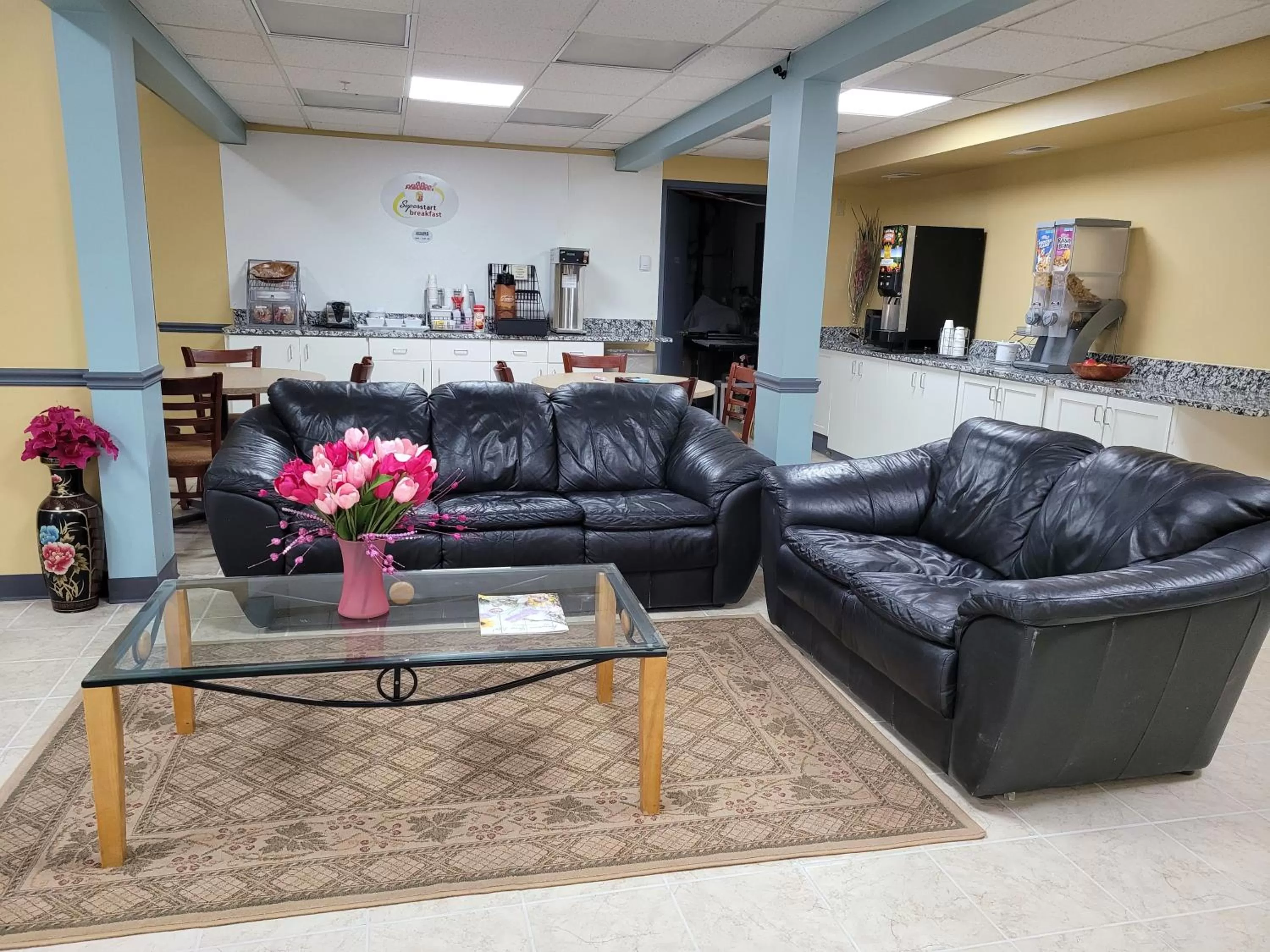 Super 8 by Wyndham Newcomerstown