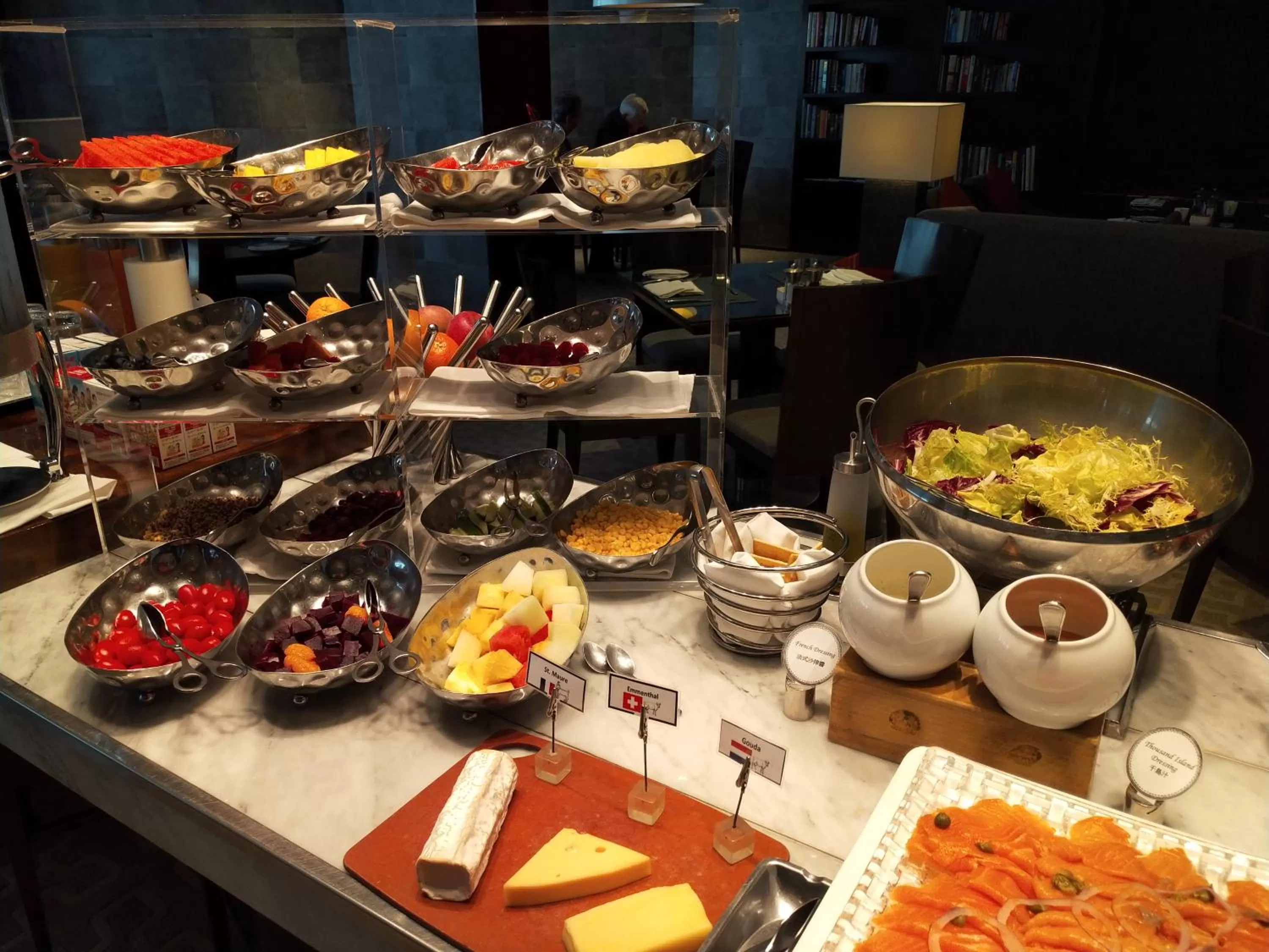 Lounge or bar in Gateway Hotel, Marco Polo