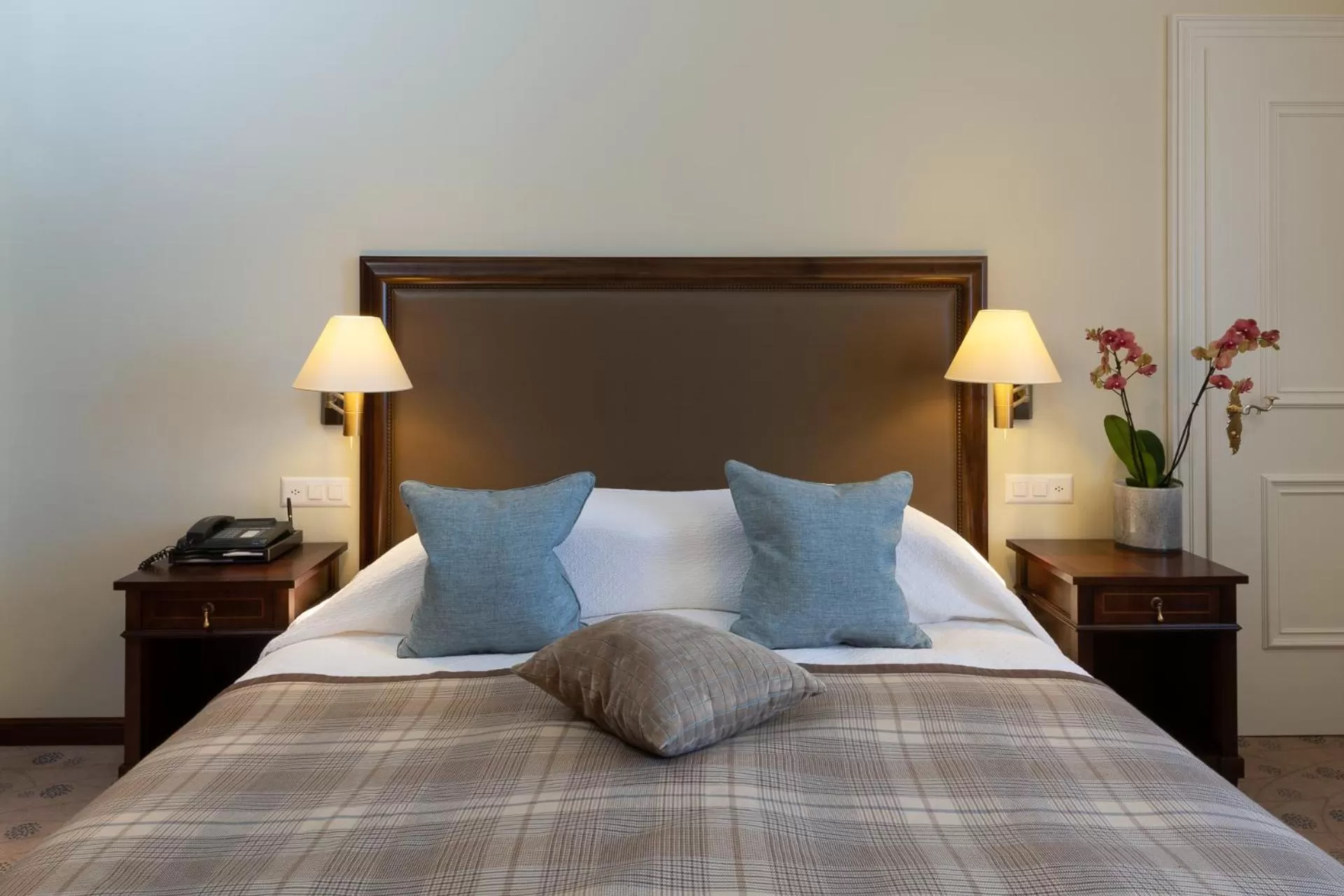 Superior Double or Twin Room with Lake View in Suvretta House