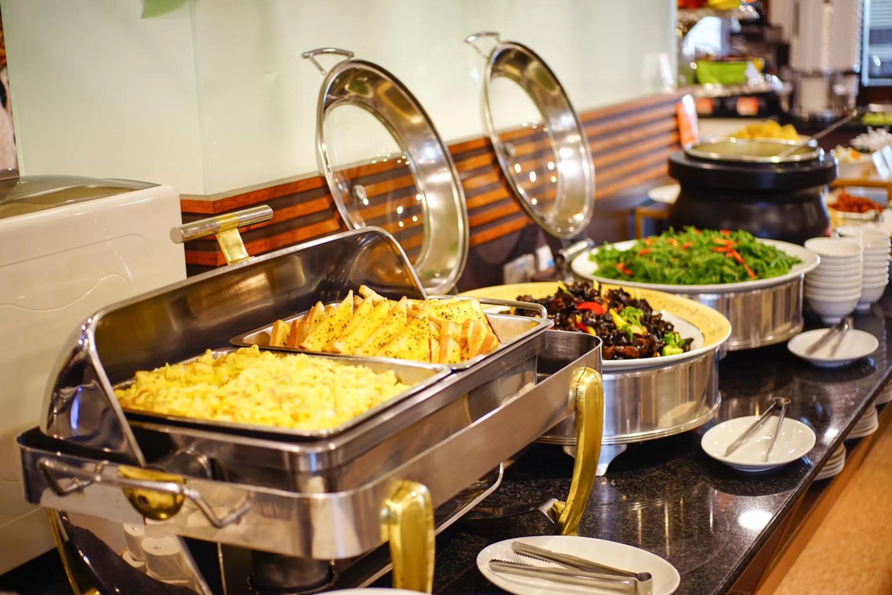 Food in Cambridge Tainan Hotel