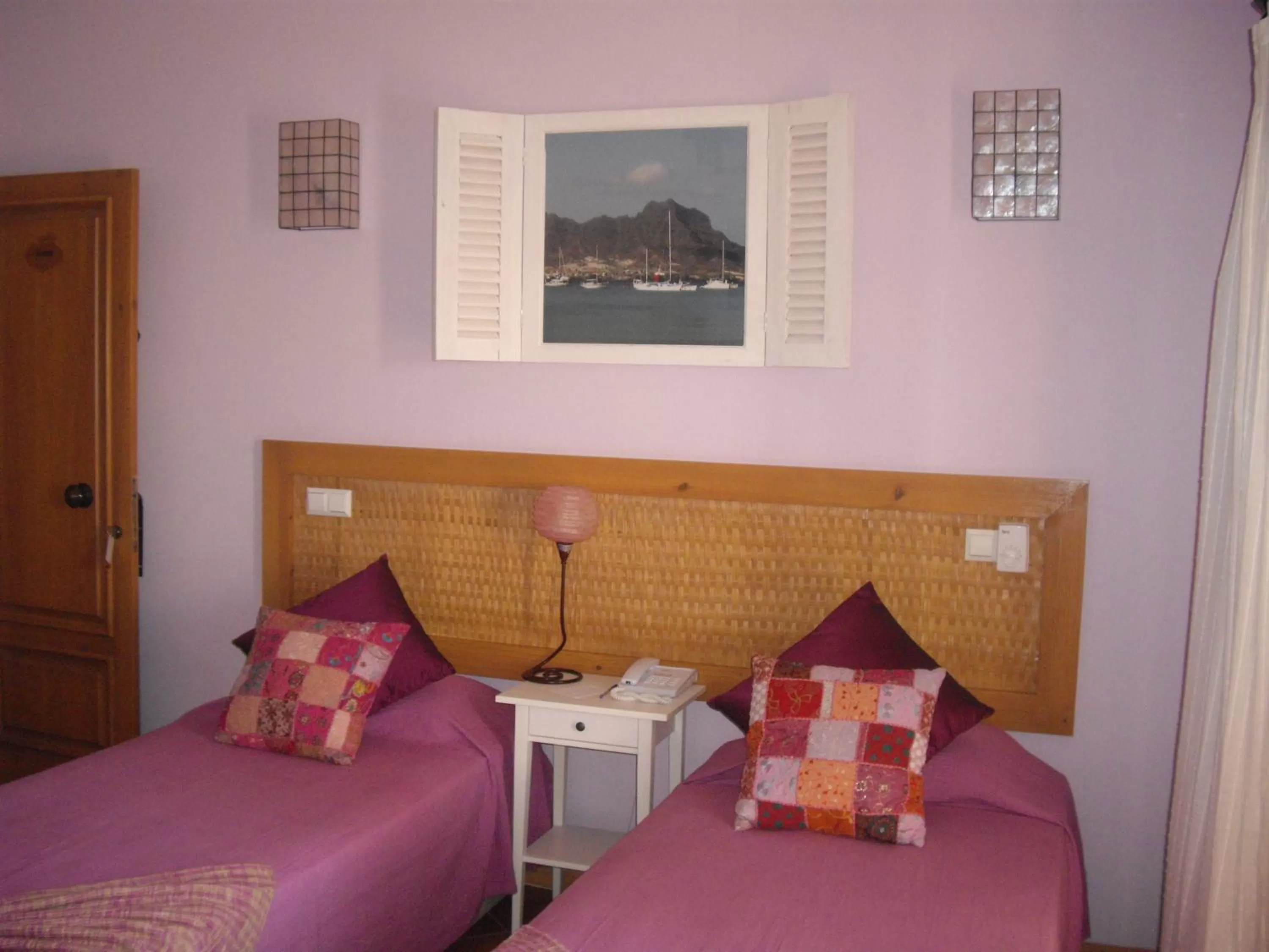 Photo of the whole room, Bed in Kira's Boutique Hotel